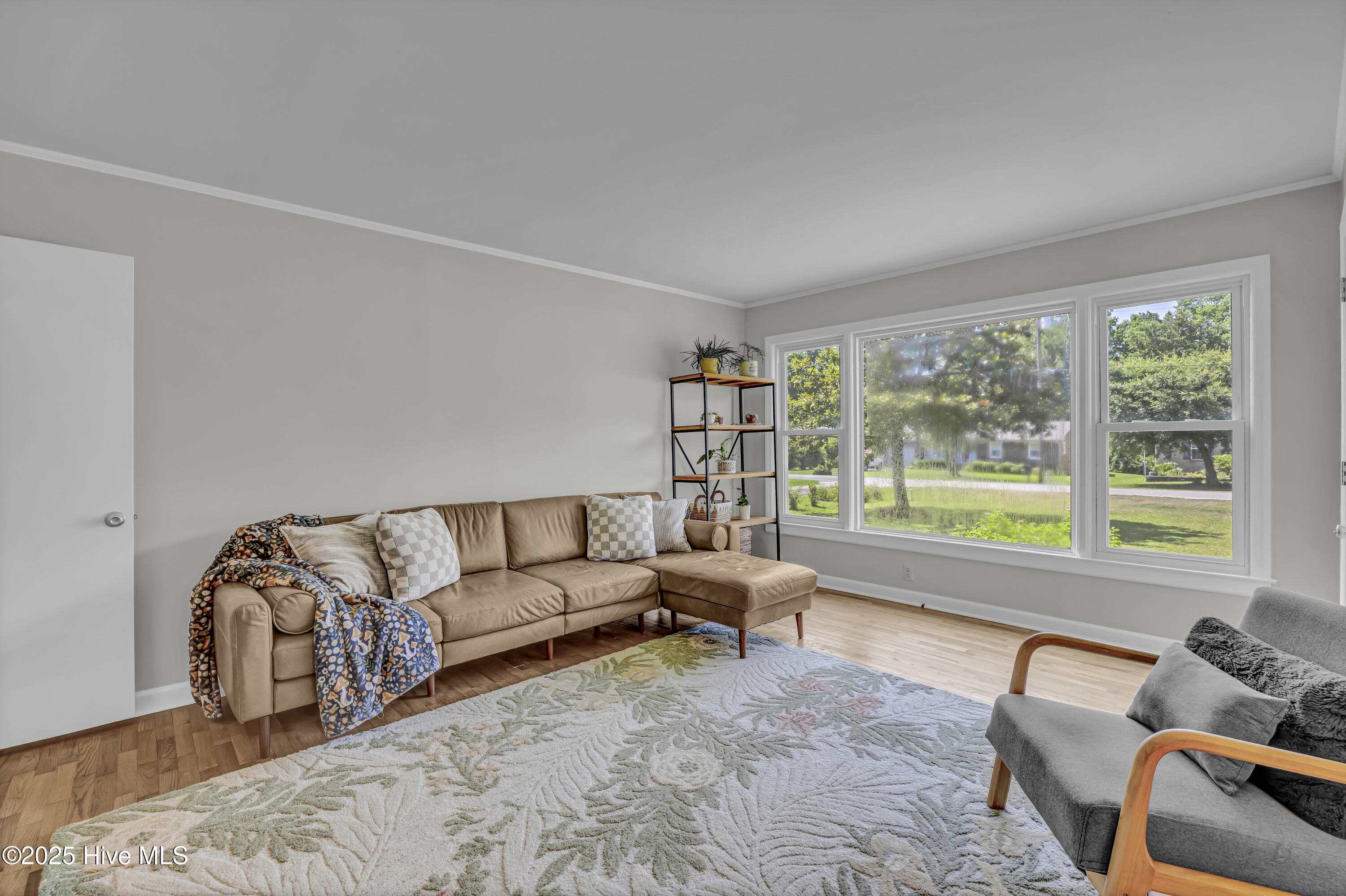 5425 Ridgewood Heights Drive