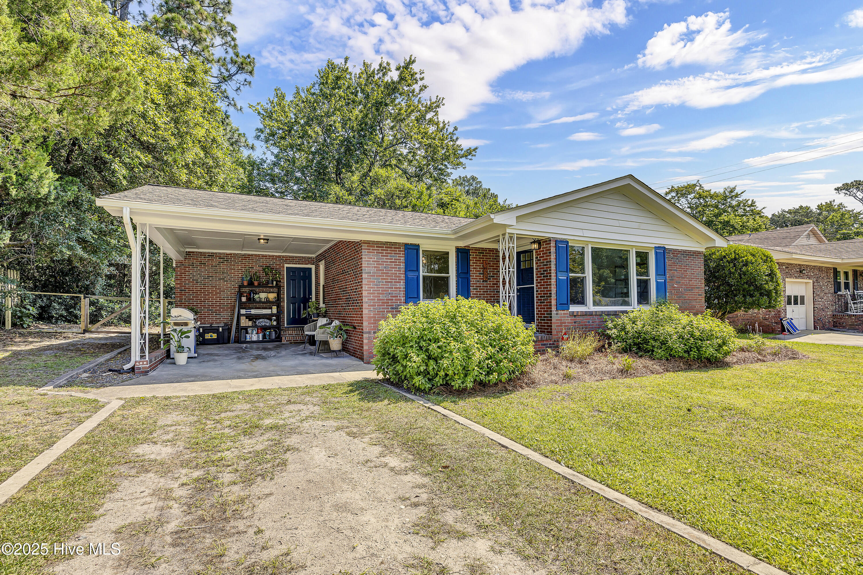 5425 Ridgewood Heights Drive