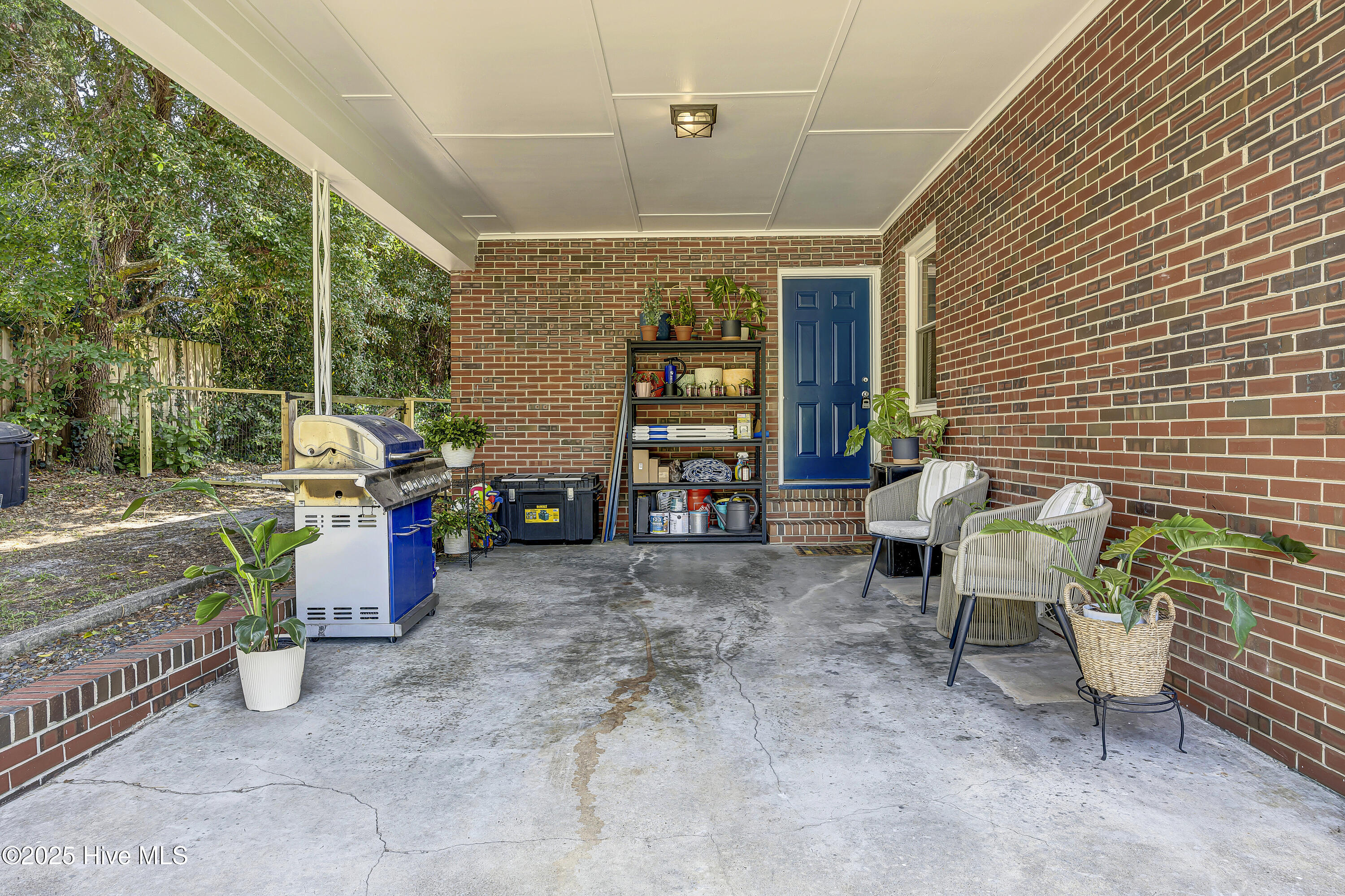 5425 Ridgewood Heights Drive