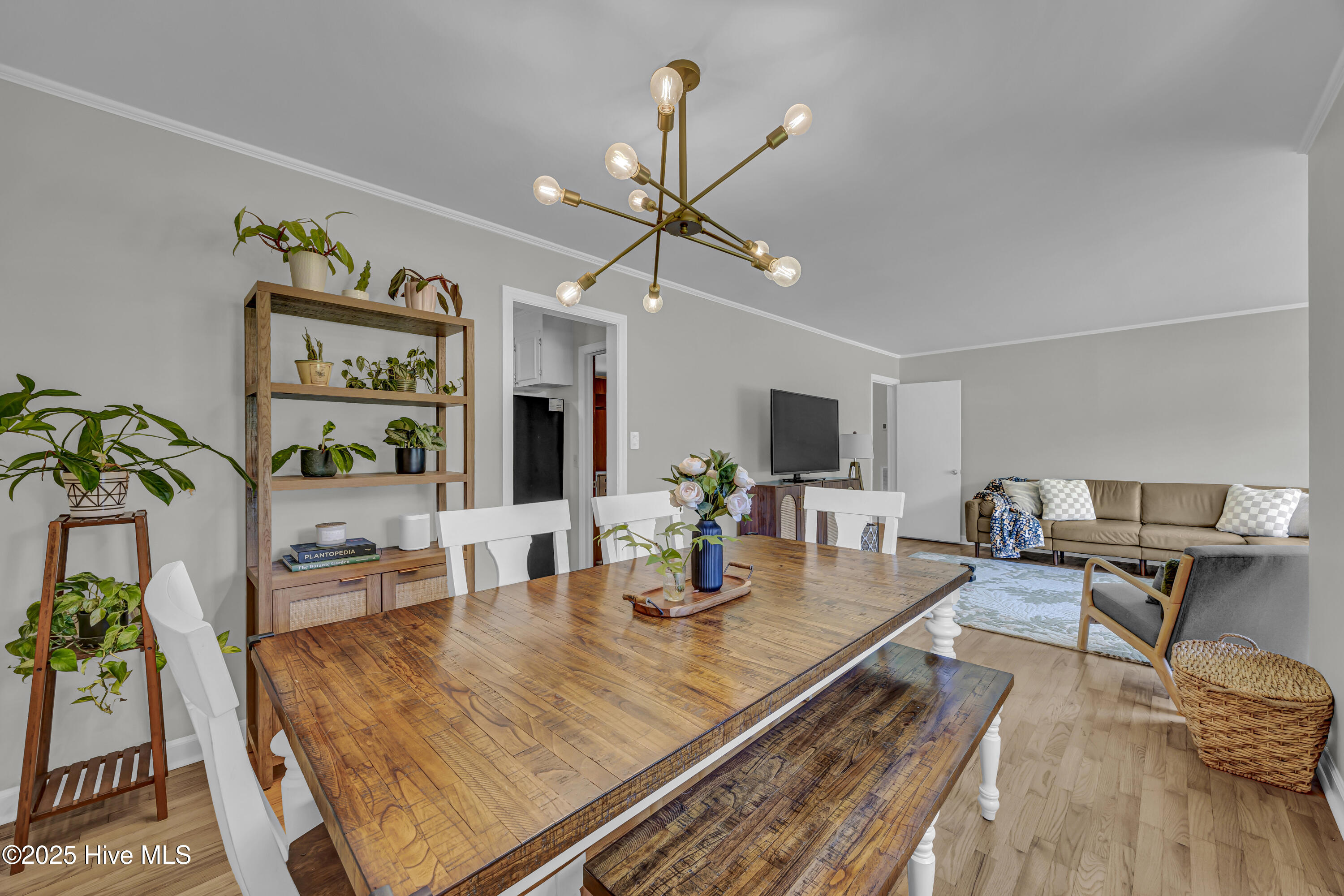 5425 Ridgewood Heights Drive