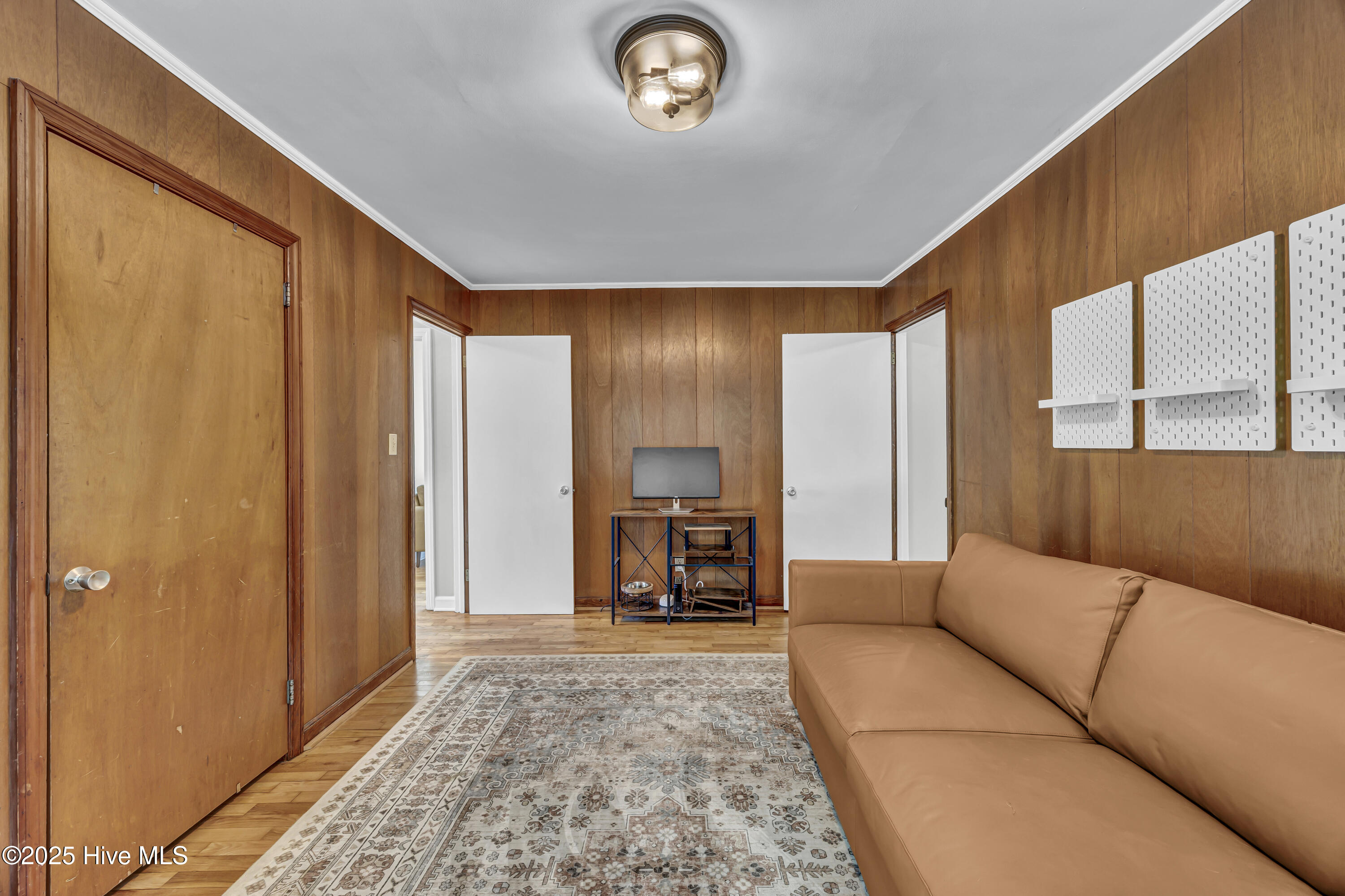 5425 Ridgewood Heights Drive