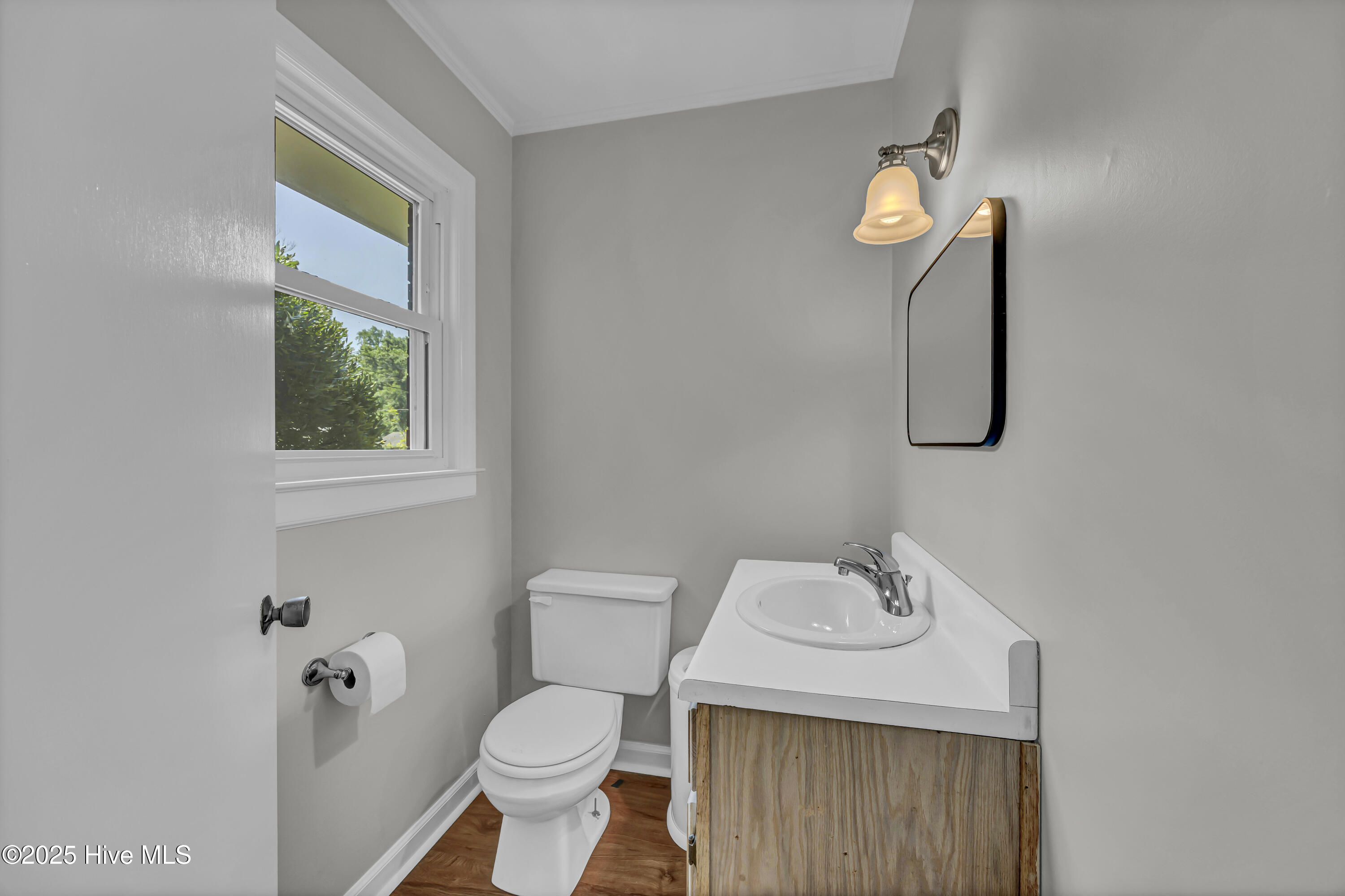 5425 Ridgewood Heights Drive