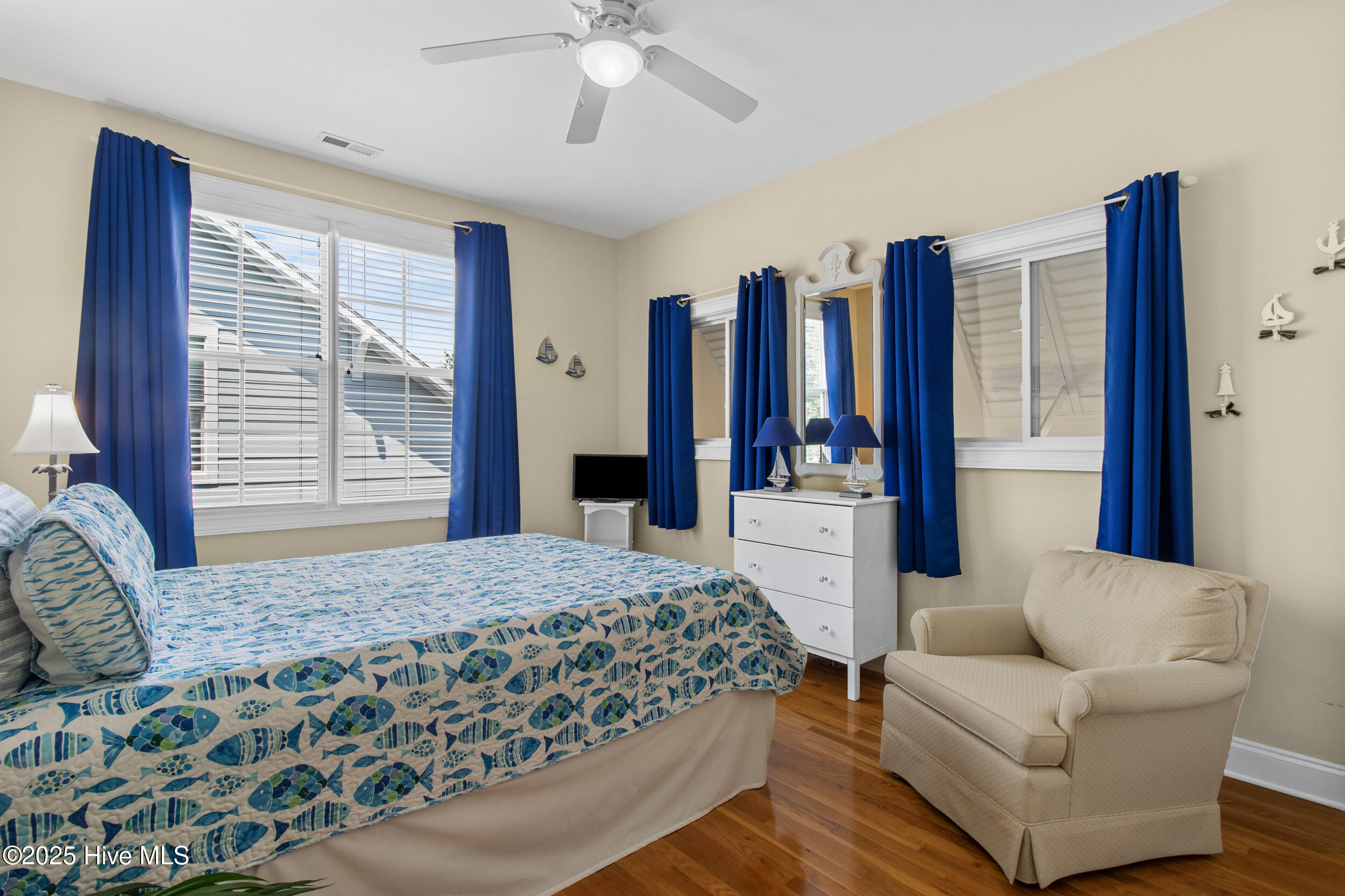 258 Silver Sloop Way