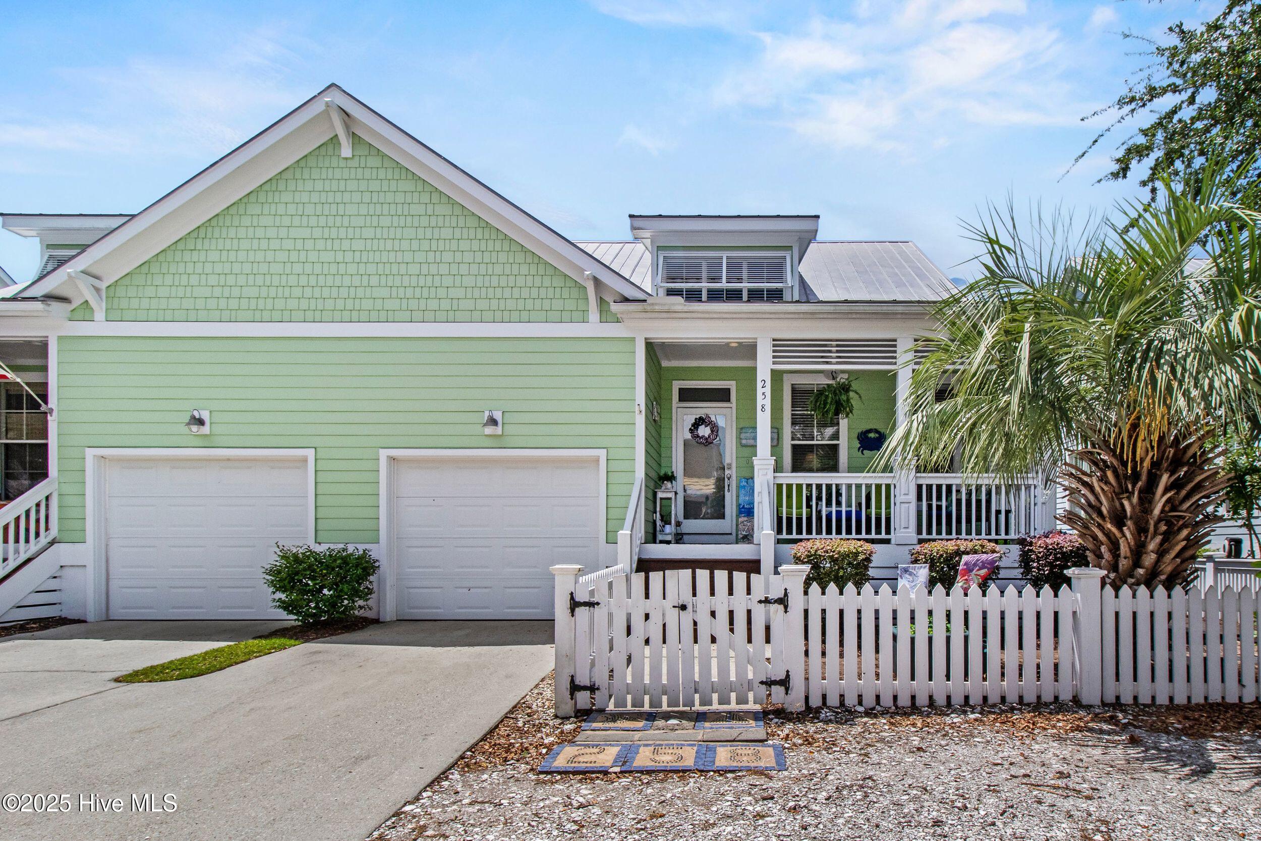 258 Silver Sloop Way