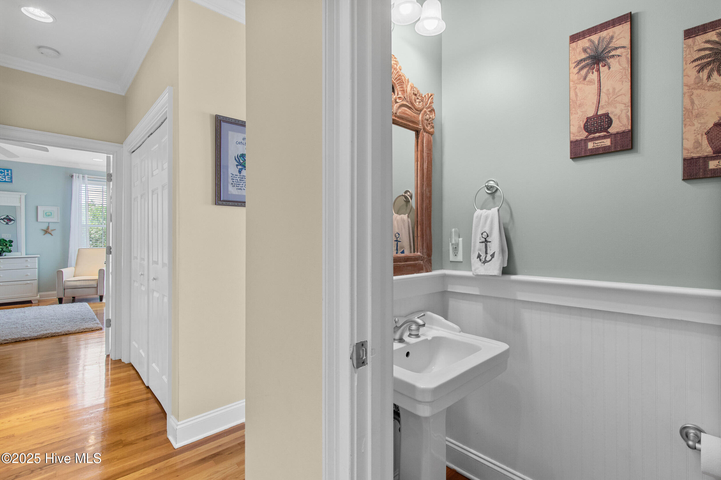 258 Silver Sloop Way