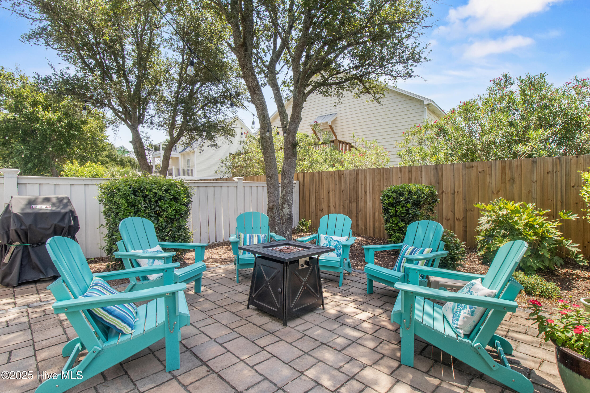 258 Silver Sloop Way