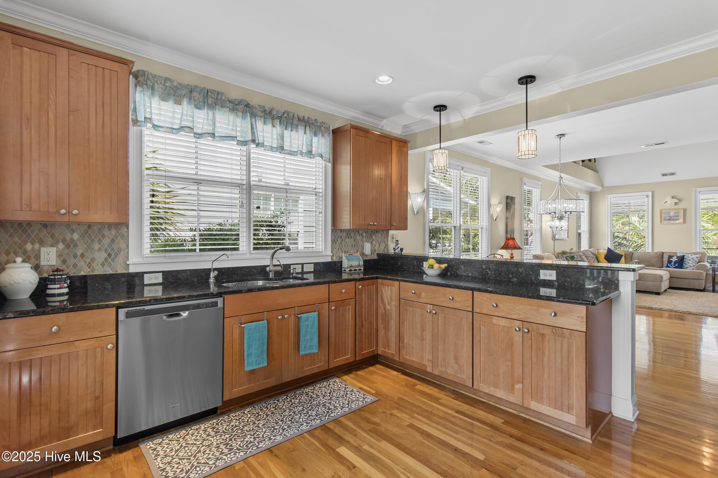 258 Silver Sloop Way