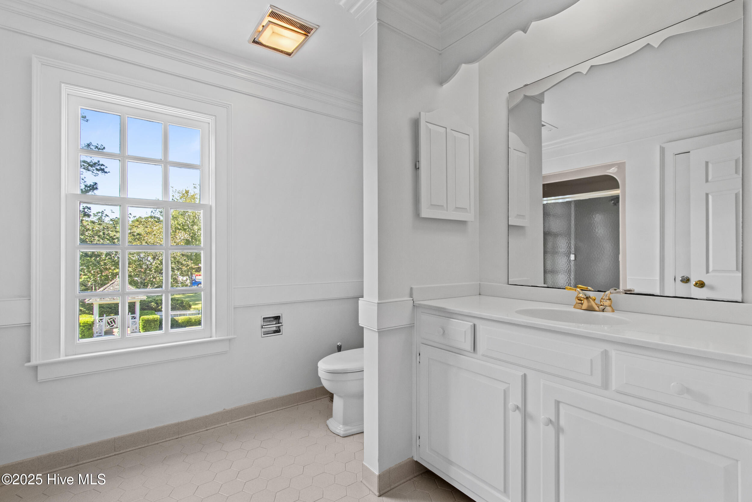 1946 S Live Oak Parkway, Wilmington