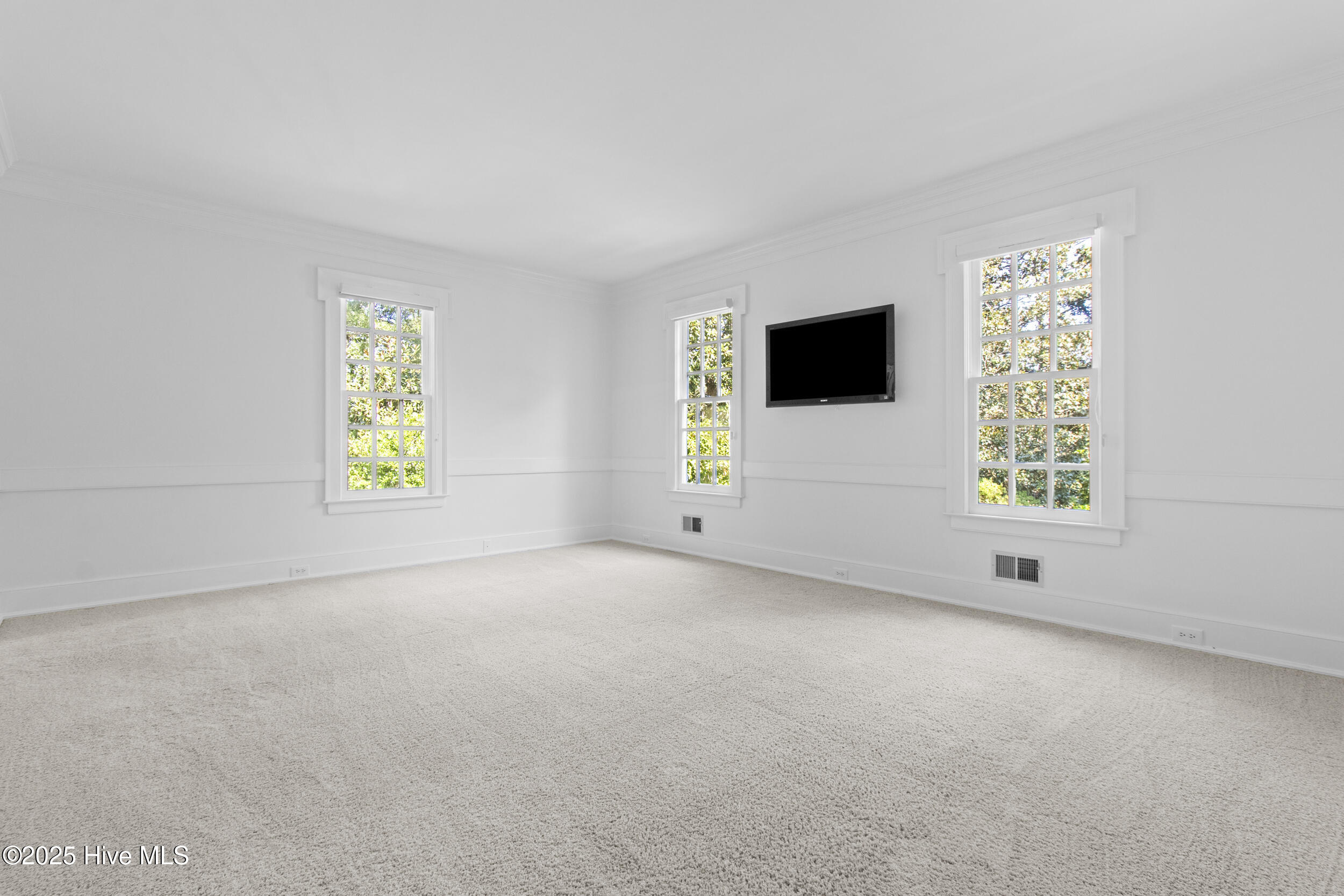 1946 S Live Oak Parkway, Wilmington