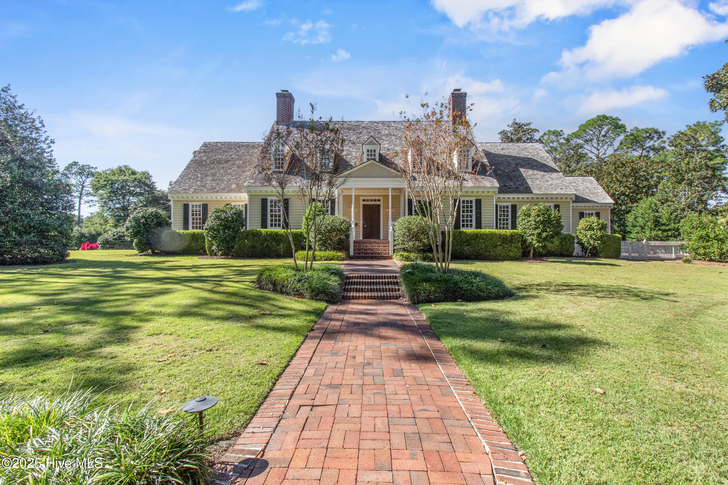 1946 S Live Oak Parkway, Wilmington