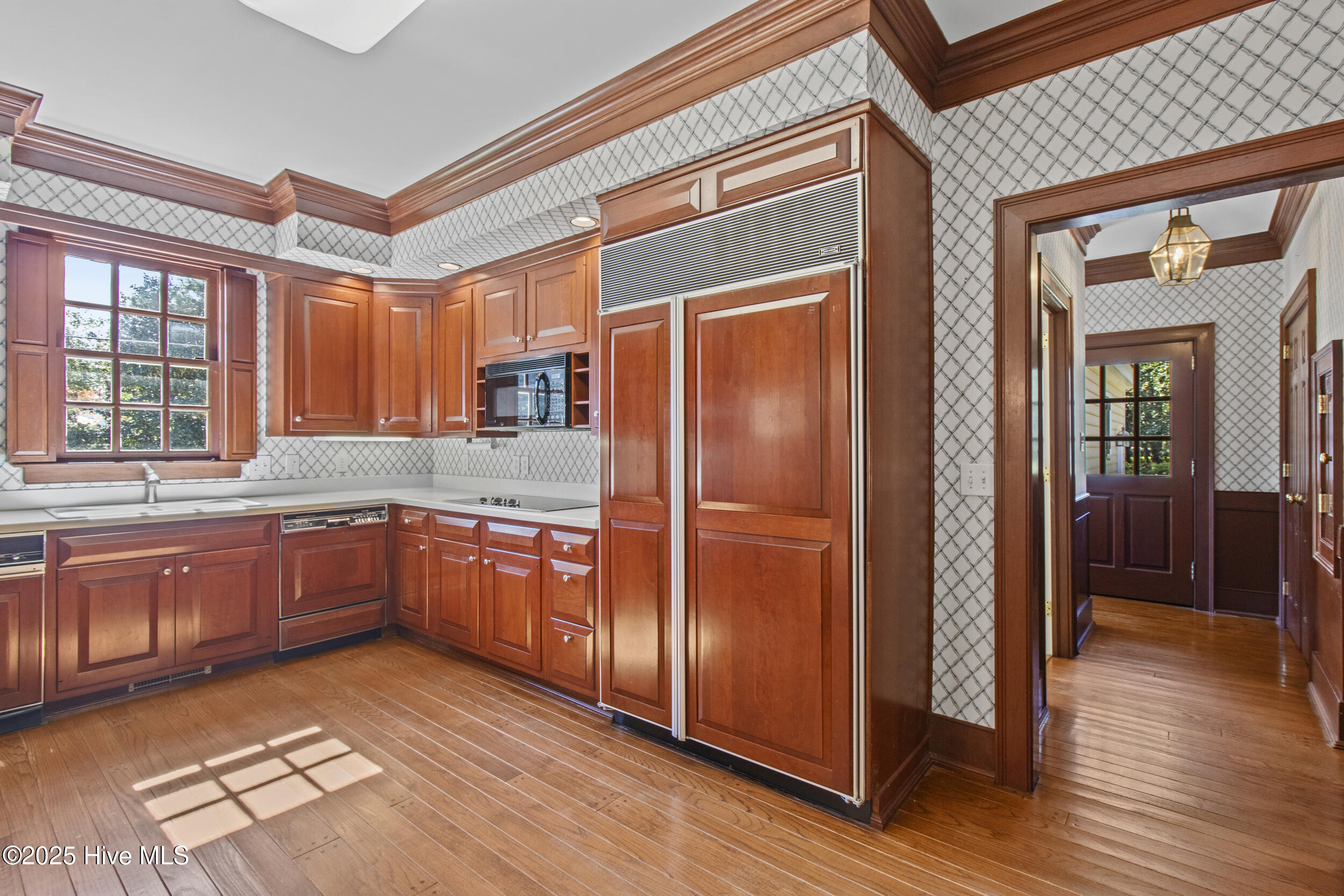 1946 S Live Oak Parkway, Wilmington