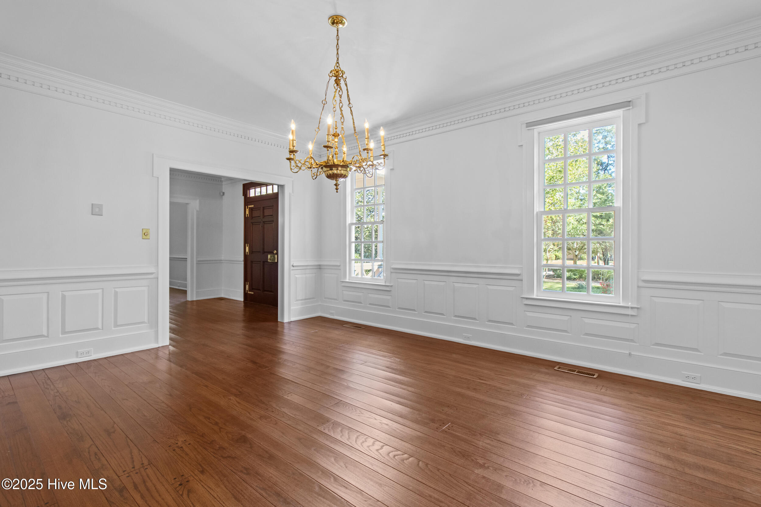 1946 S Live Oak Parkway, Wilmington