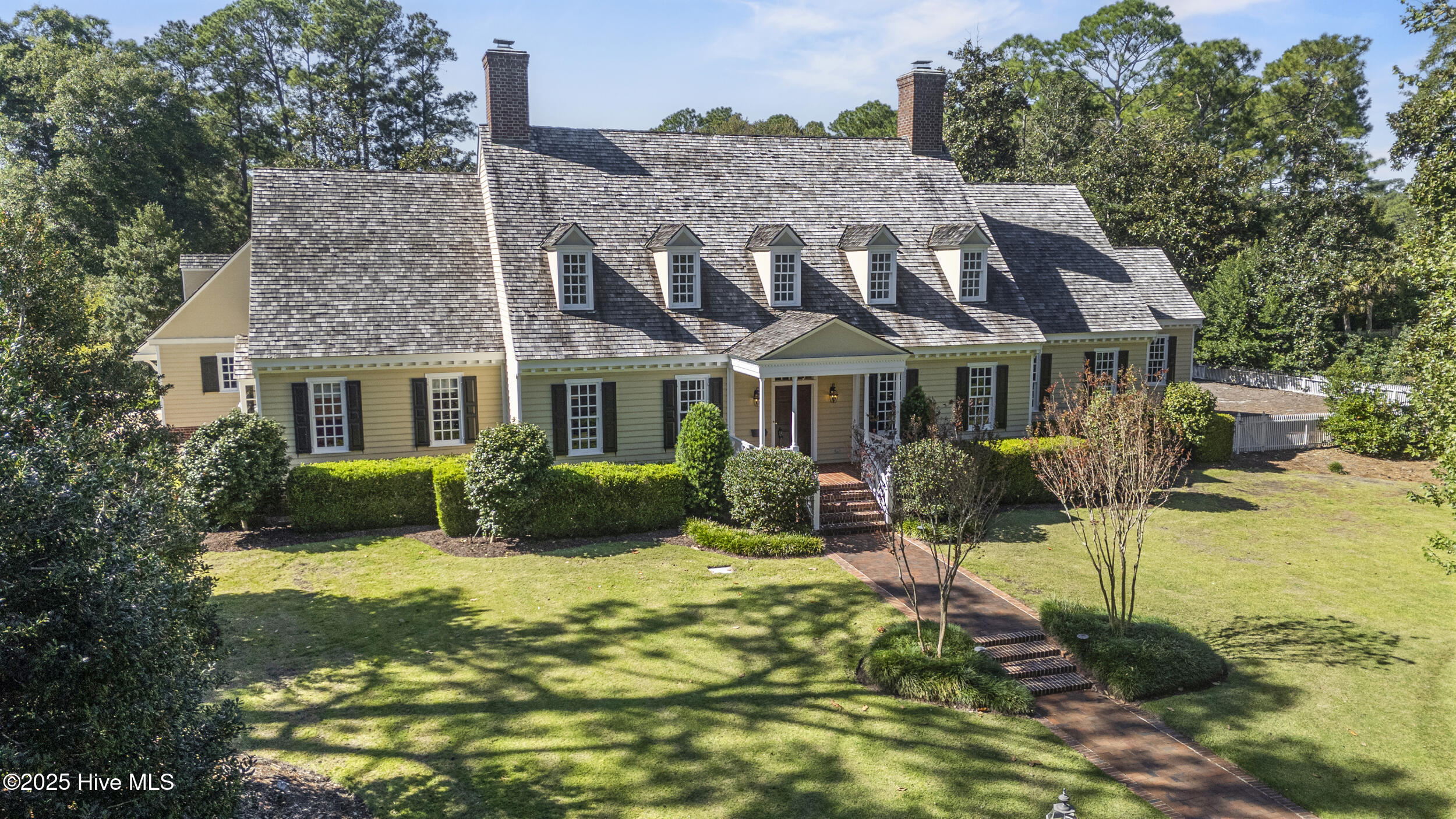 1946 S Live Oak Parkway, Wilmington