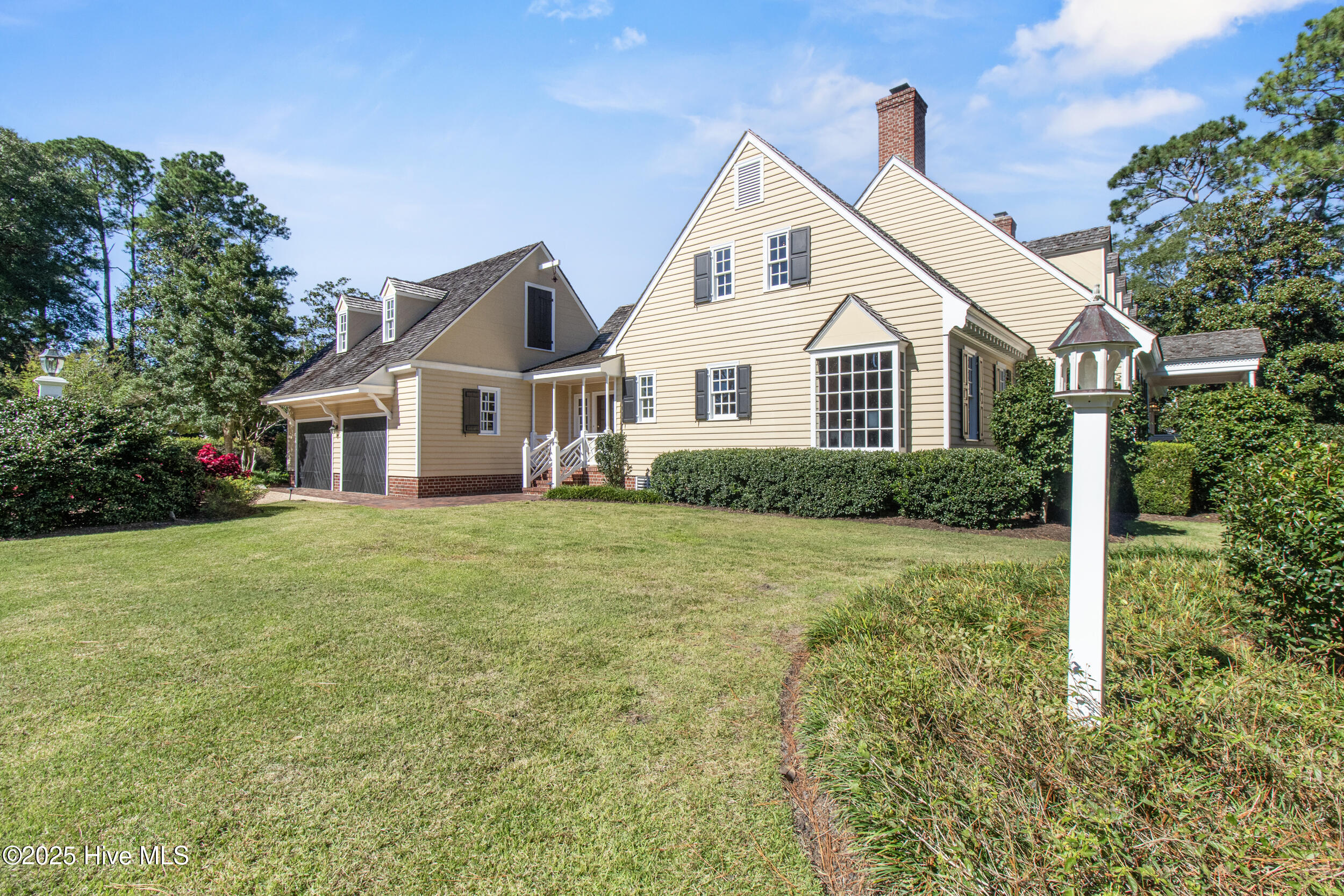 1946 S Live Oak Parkway, Wilmington