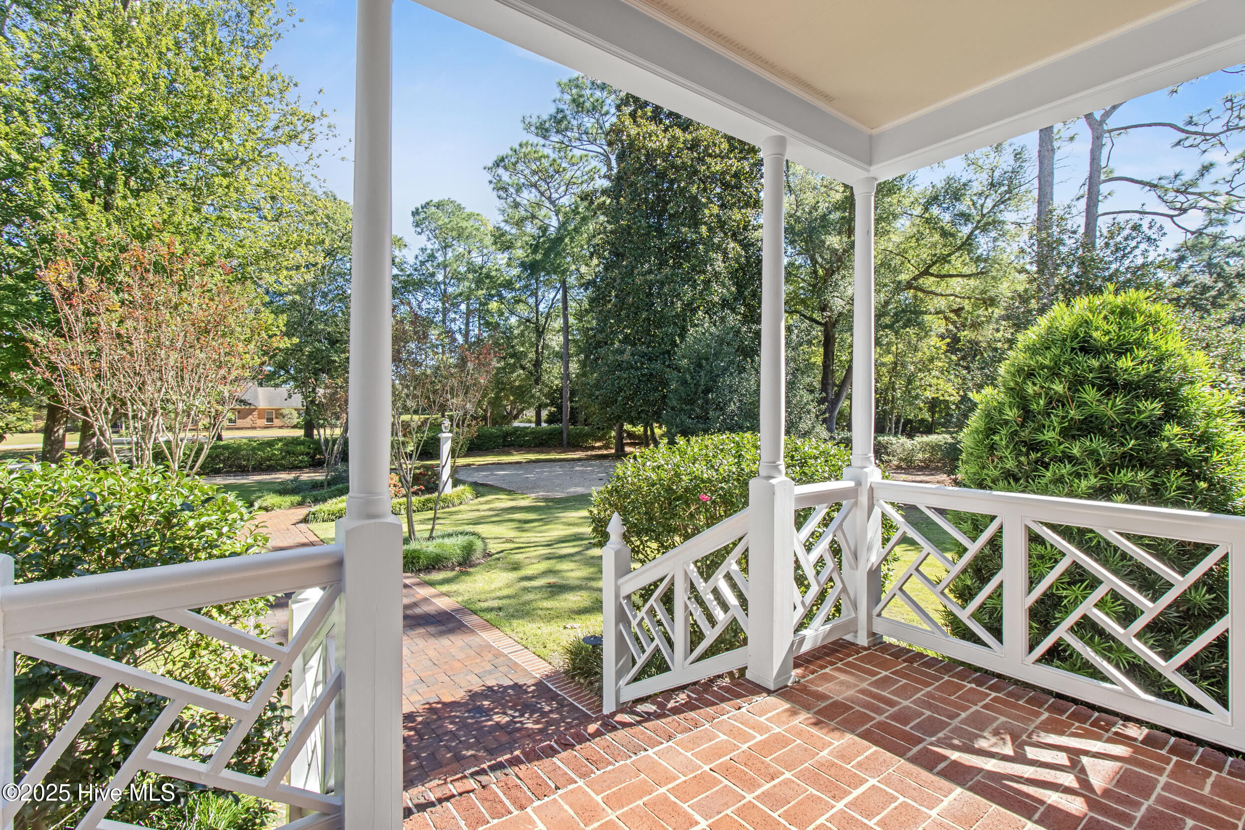 1946 S Live Oak Parkway, Wilmington