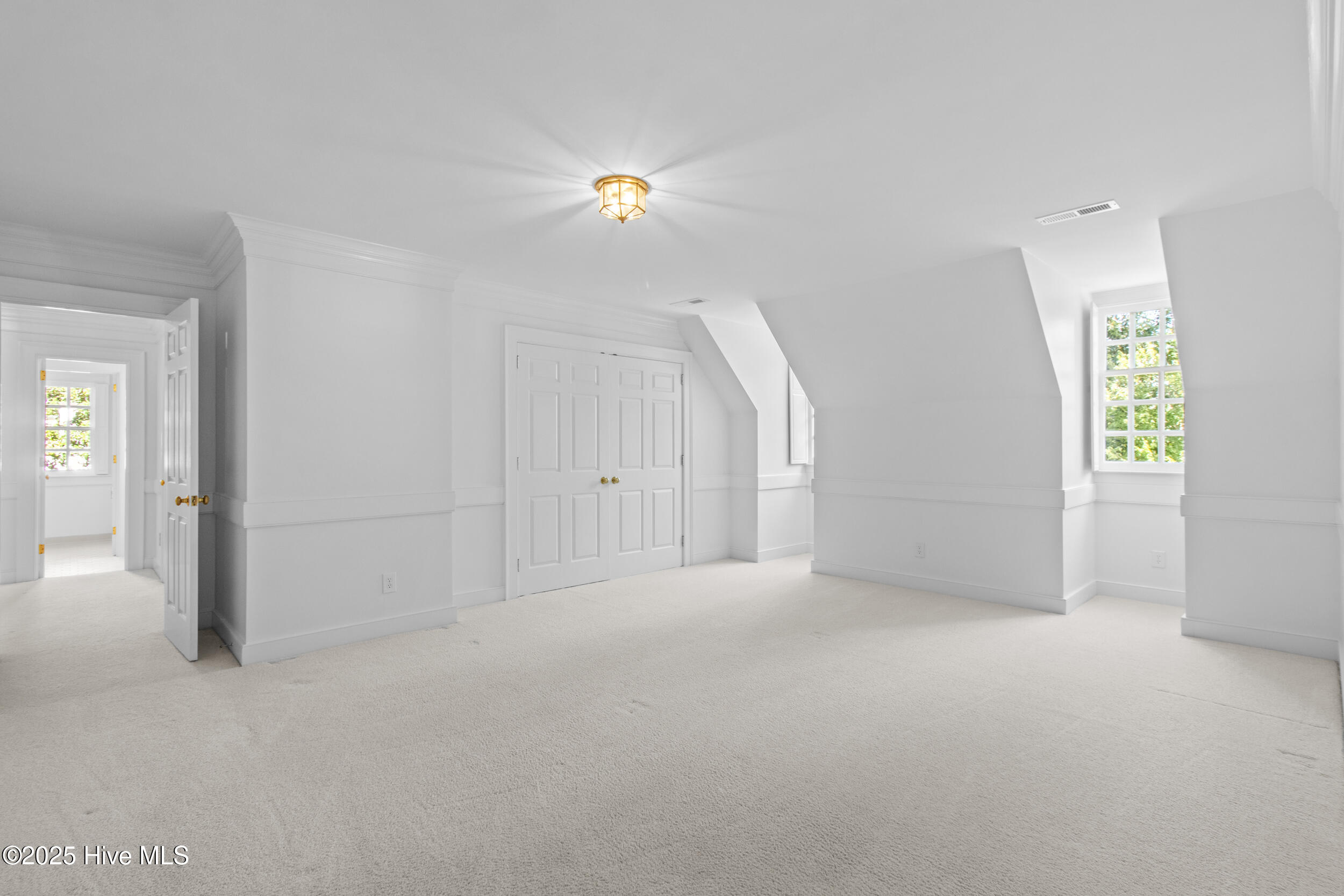 1946 S Live Oak Parkway, Wilmington