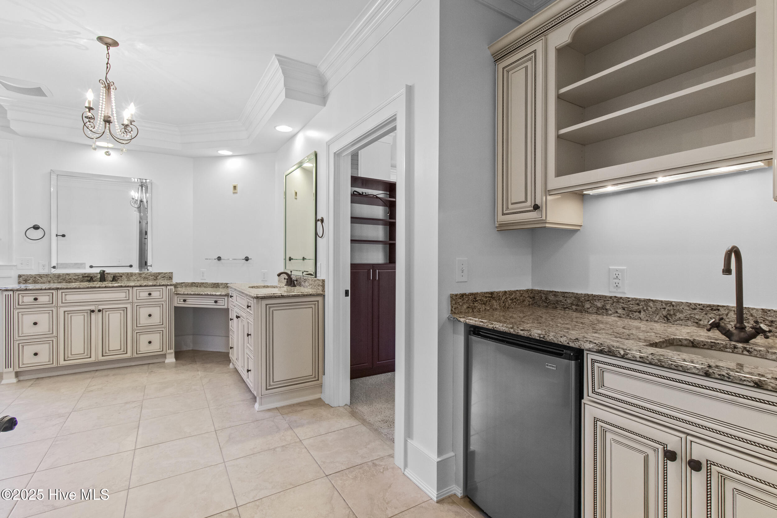 1946 S Live Oak Parkway, Wilmington