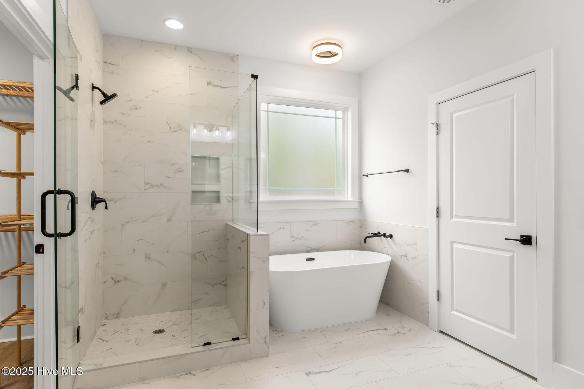 616 Seathwaite Lane SE