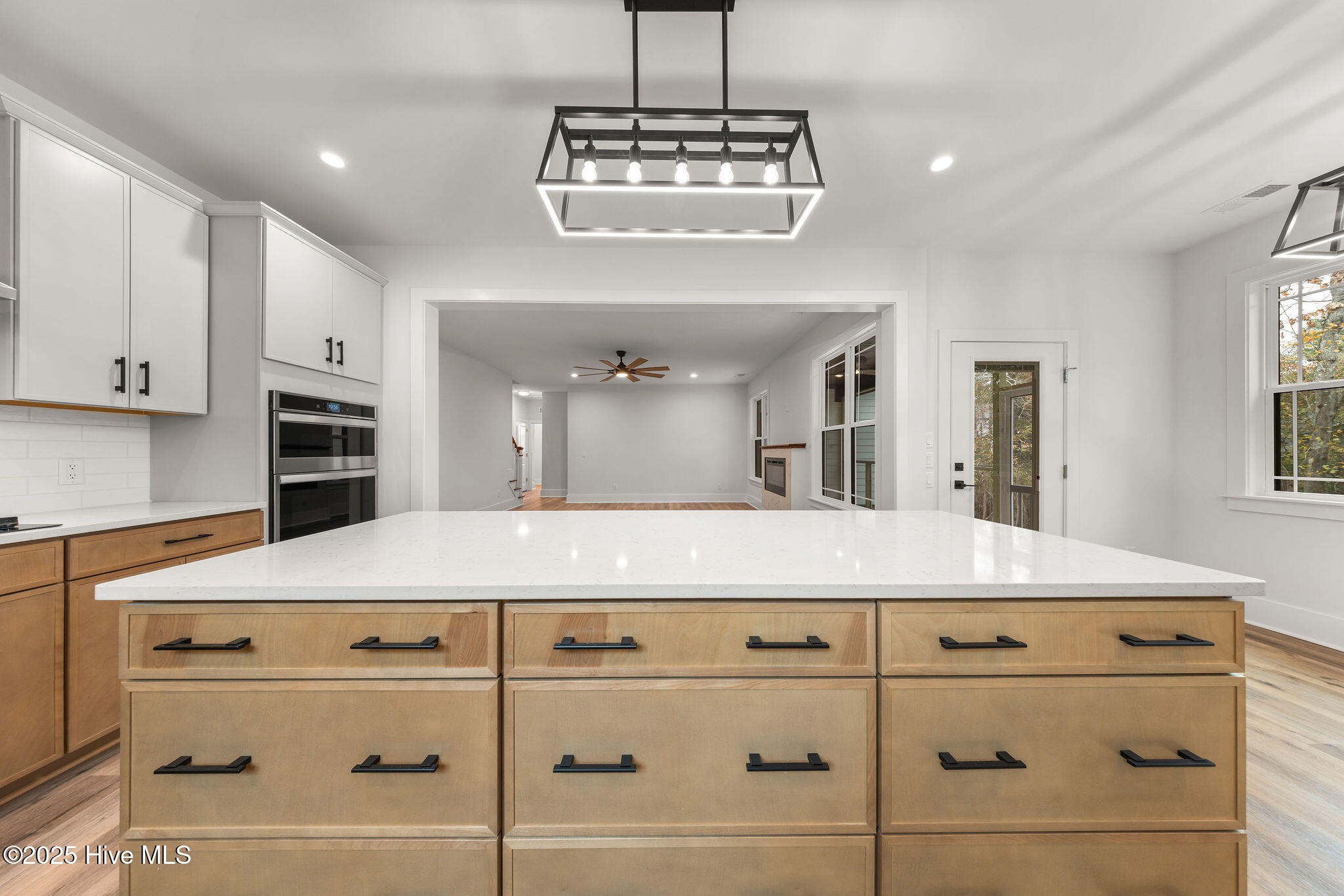 616 Seathwaite Lane SE