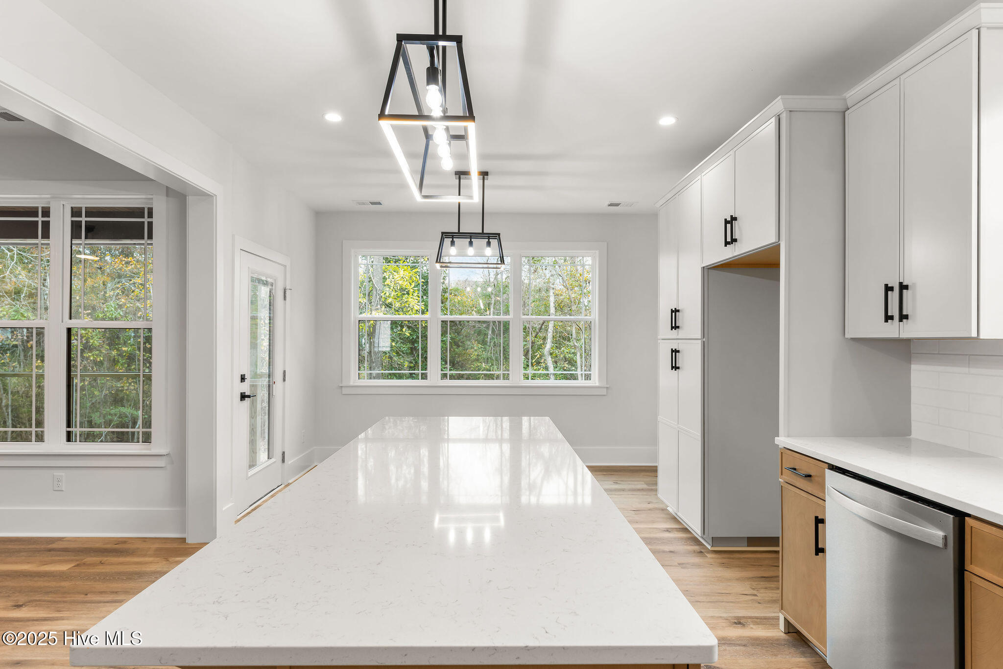 616 Seathwaite Lane SE