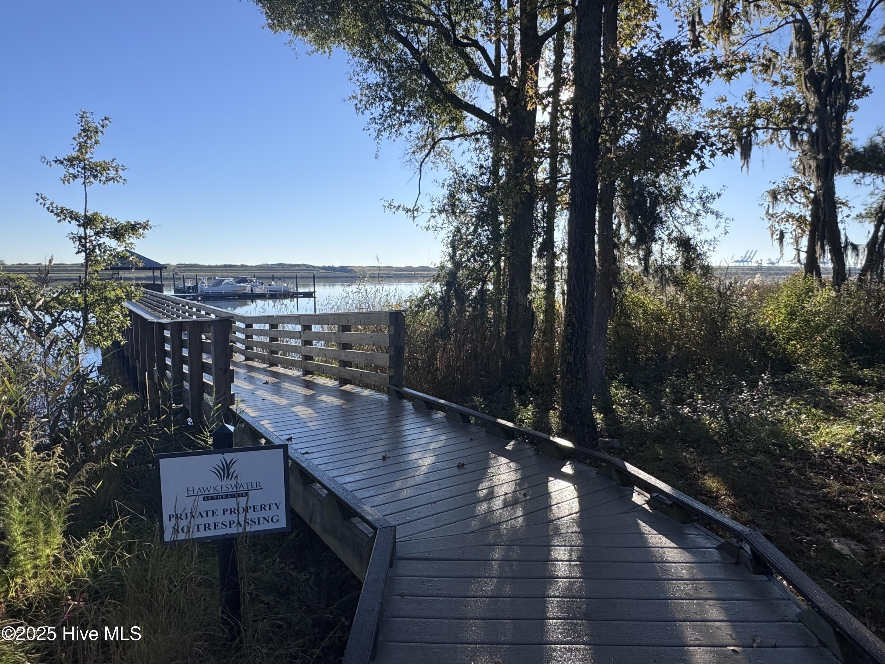 616 Seathwaite Lane SE