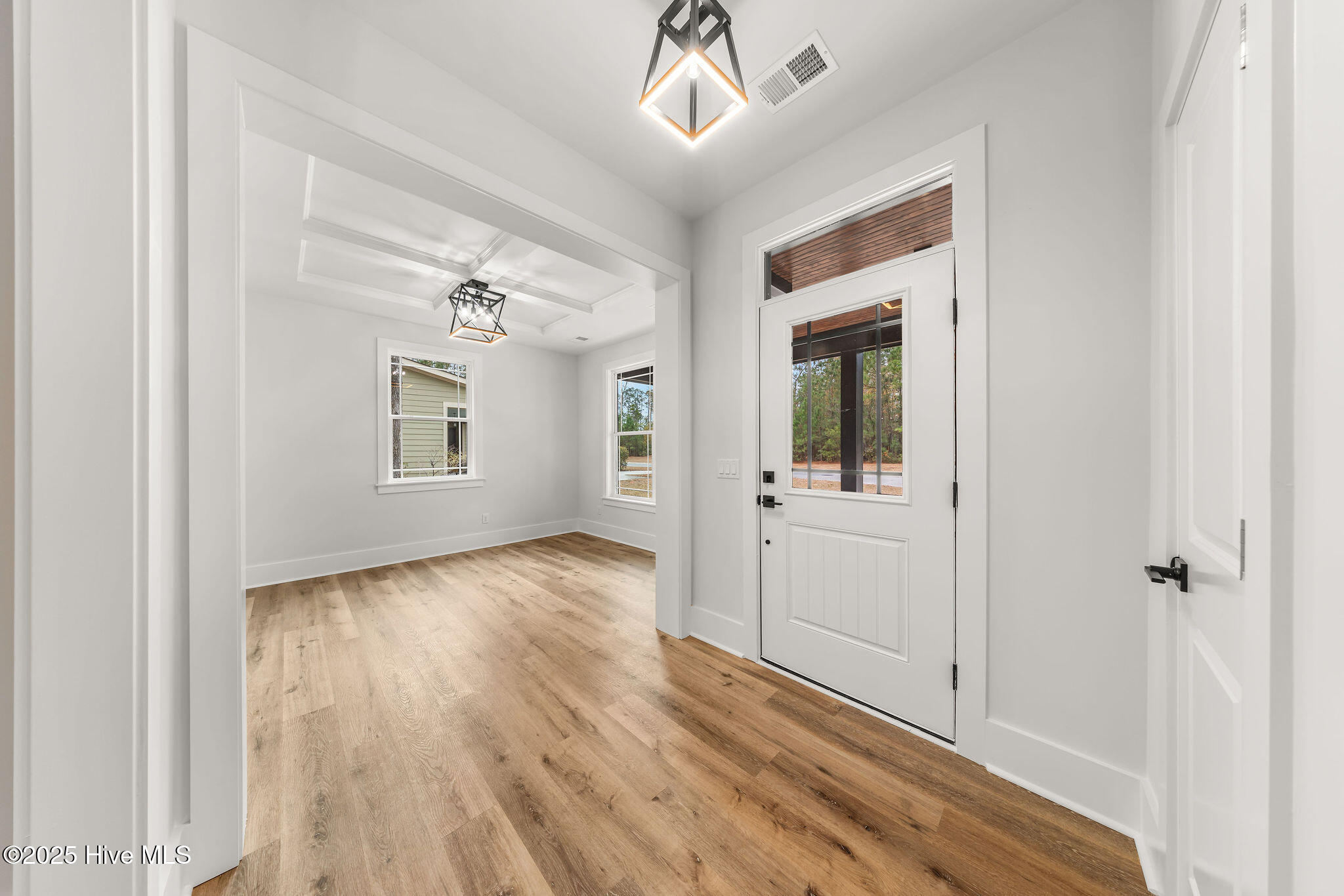 616 Seathwaite Lane SE