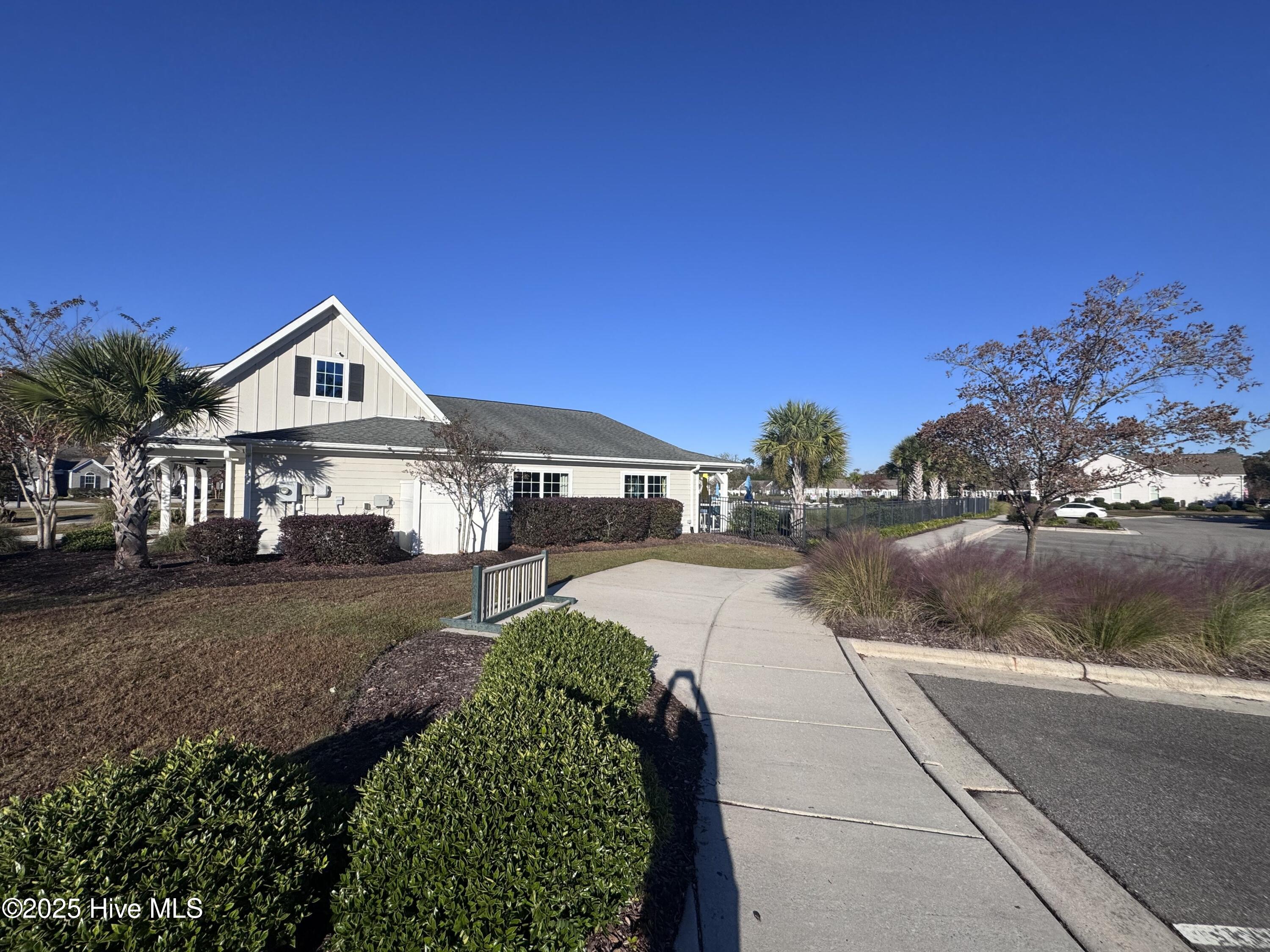 616 Seathwaite Lane SE