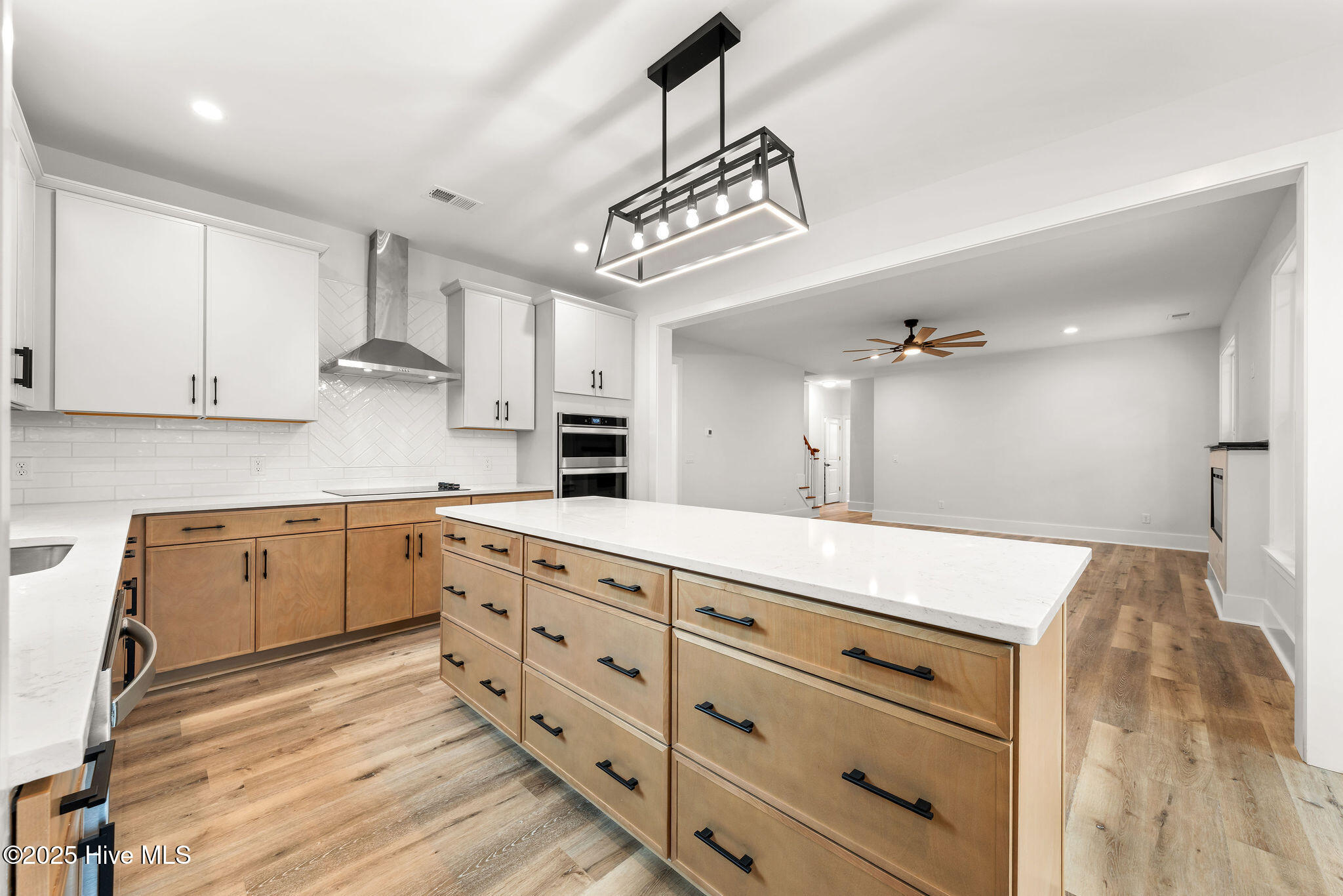 616 Seathwaite Lane SE