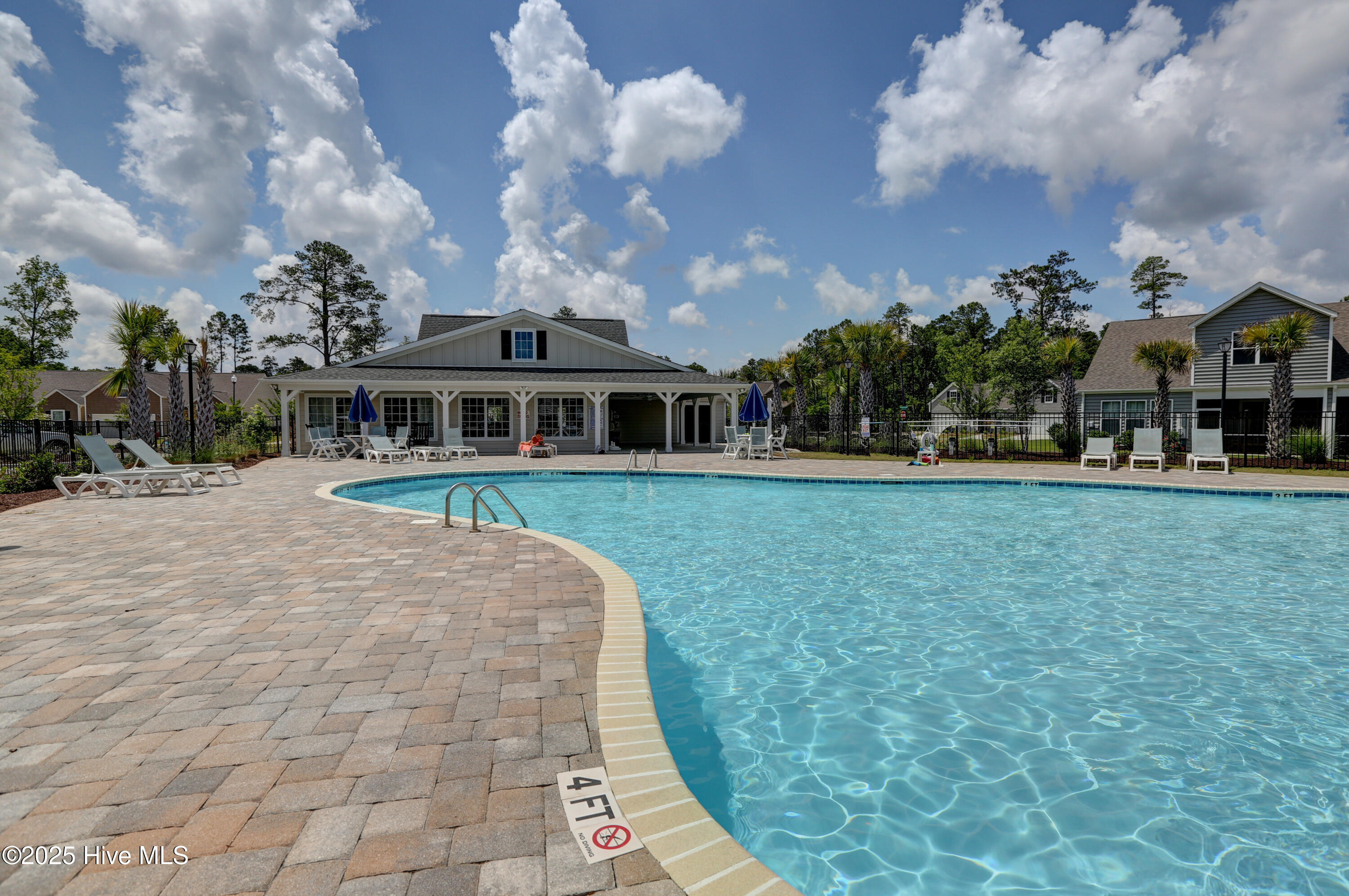 616 Seathwaite Lane SE