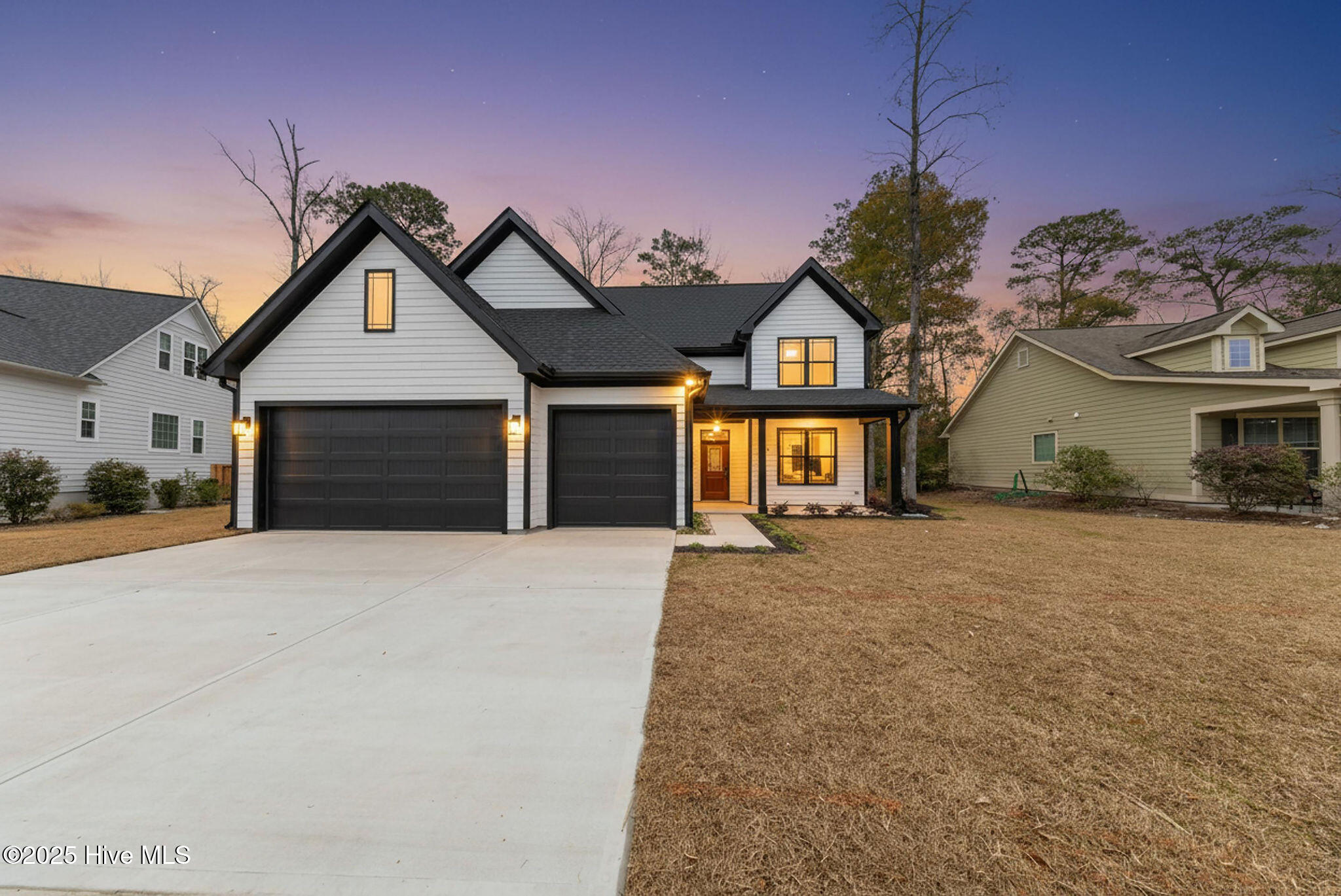 616 Seathwaite Lane SE