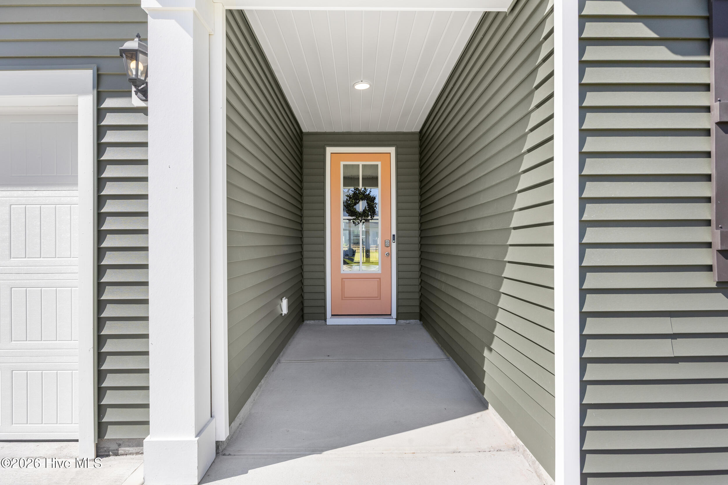 215 Whalebone Avenue