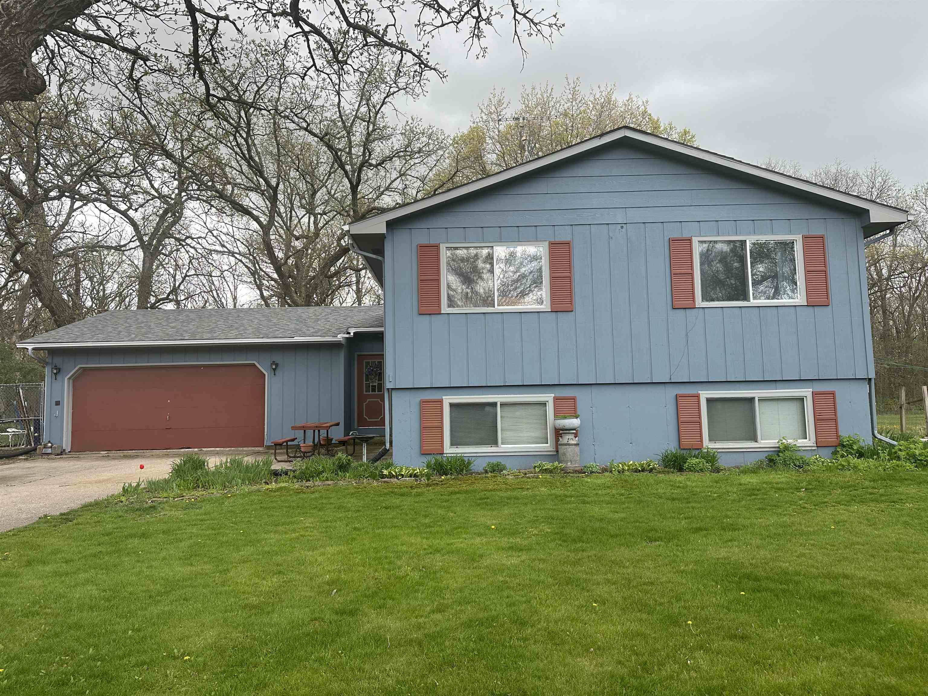 5212 W Deer Run Parkway