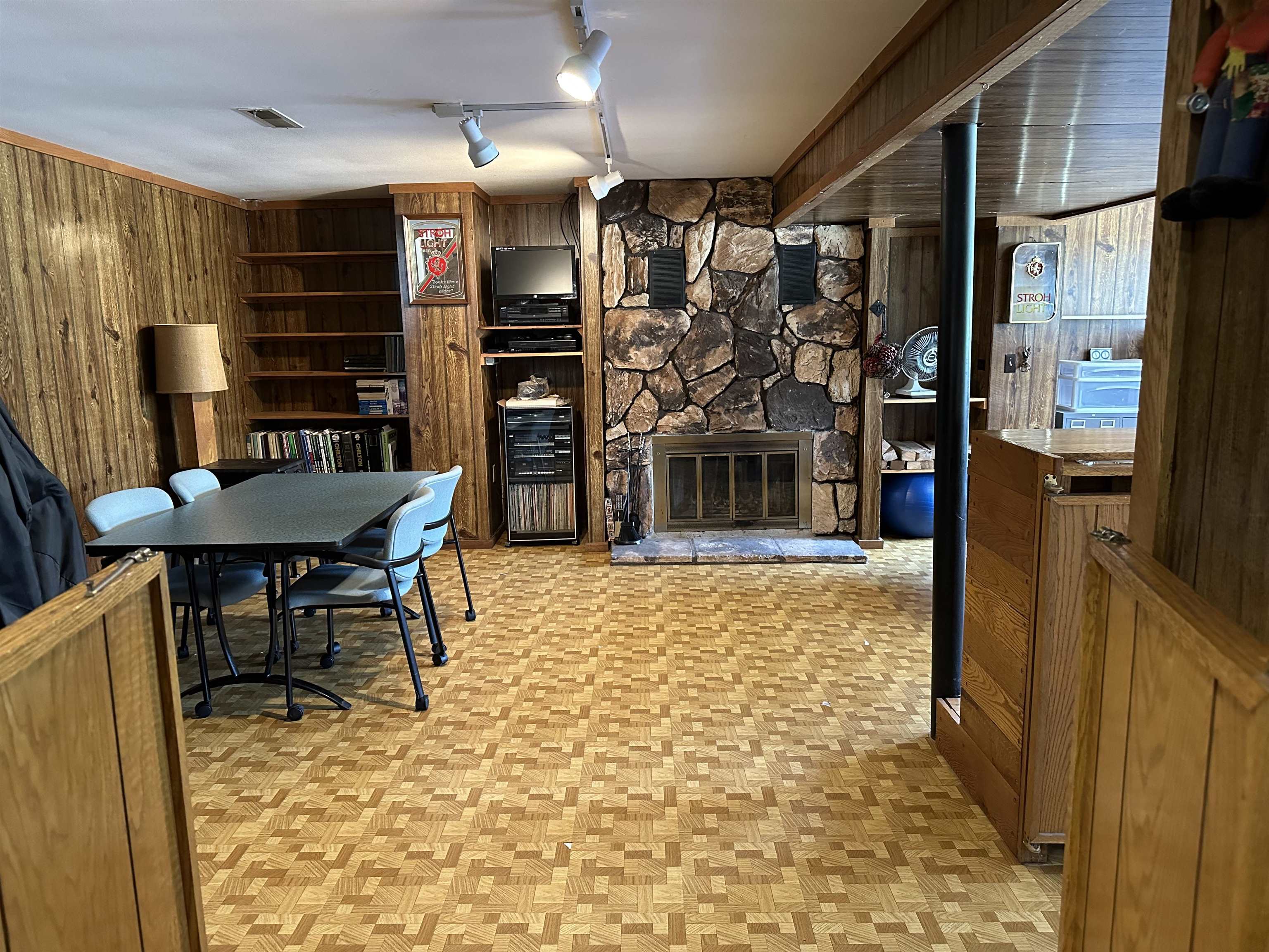 5212 W Deer Run Parkway