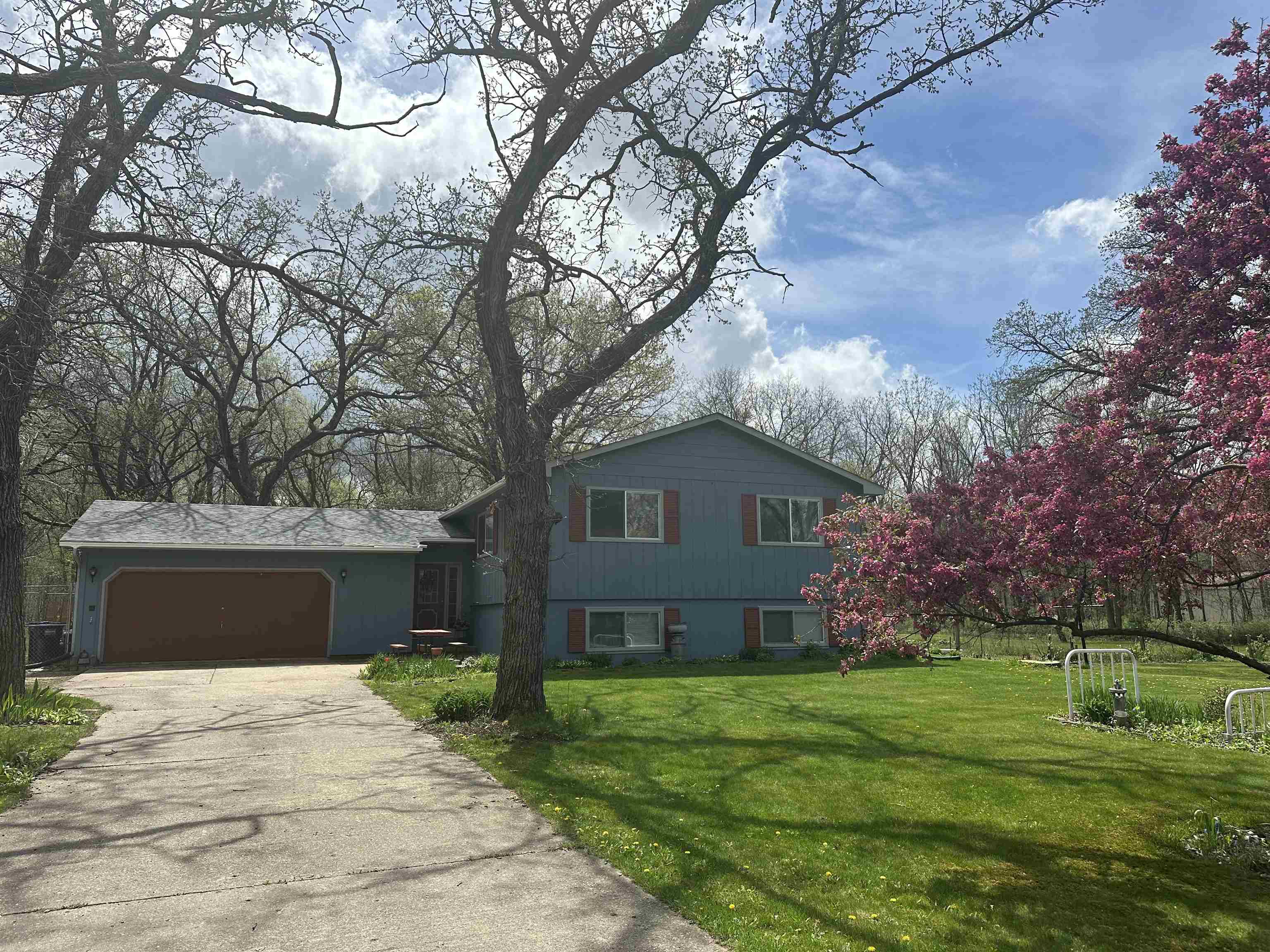 5212 W Deer Run Parkway