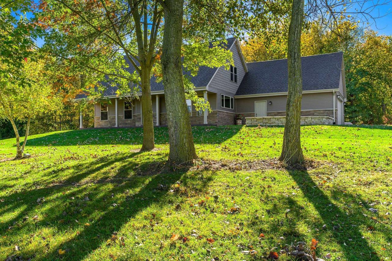 4097 South Gesley Road