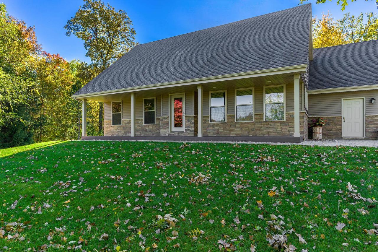 4097 South Gesley Road