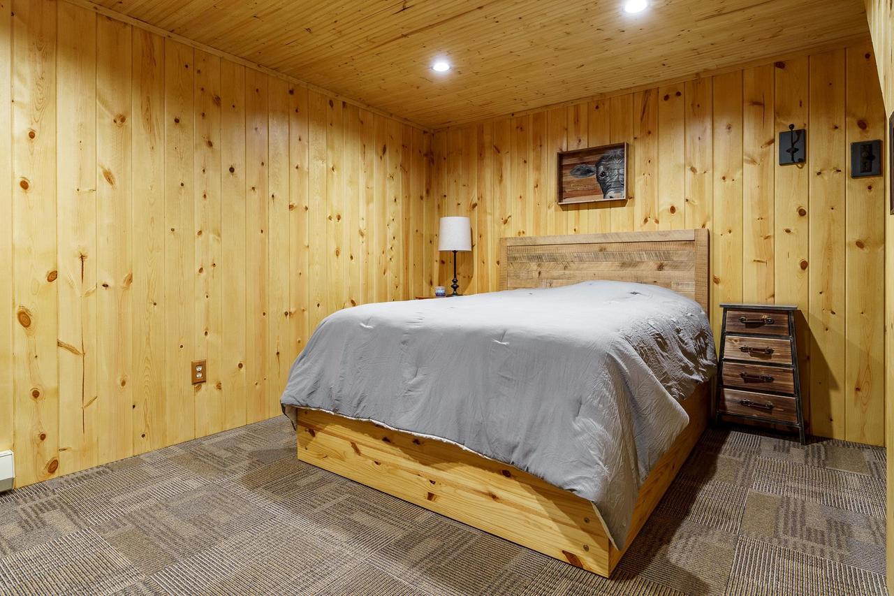 4097 South Gesley Road