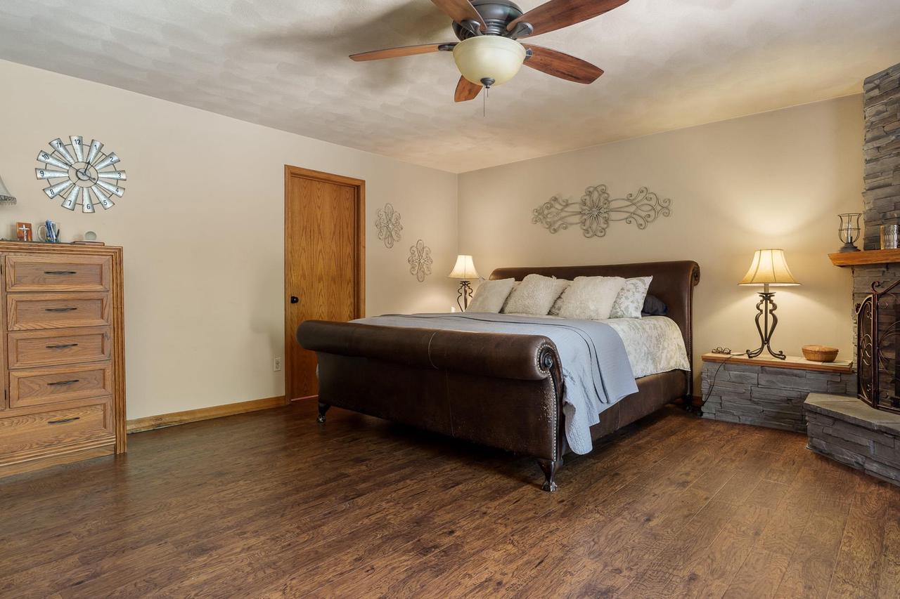 6319 South Highway 213