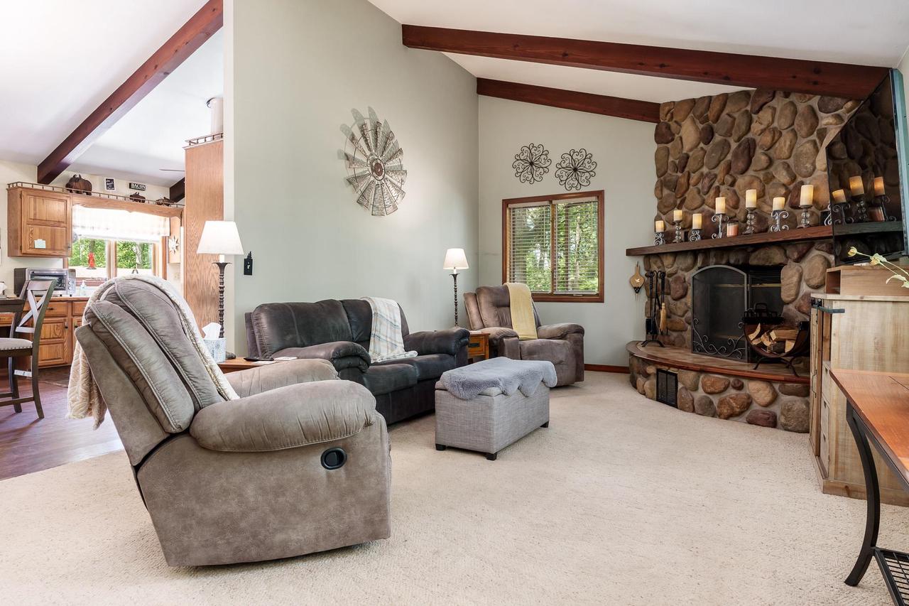 6319 South Highway 213