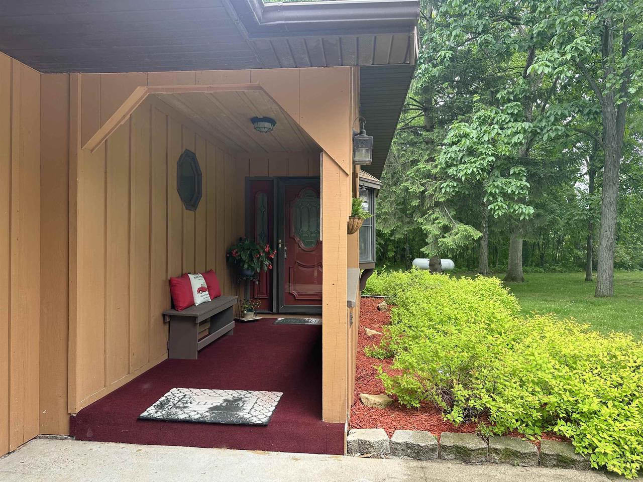 6319 South Highway 213