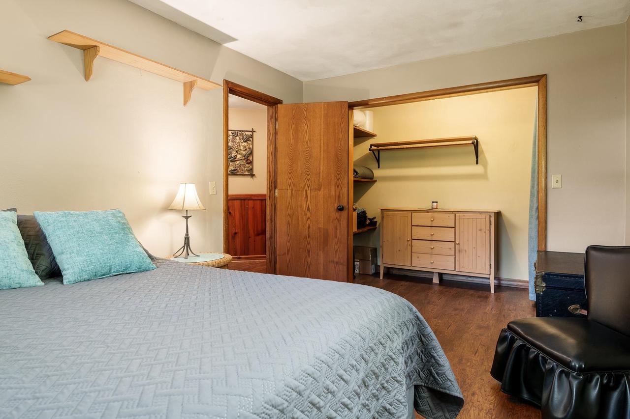 6319 South Highway 213