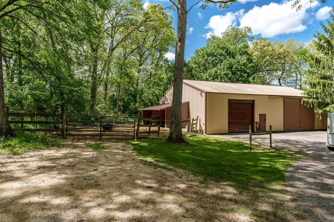 6319 South Highway 213