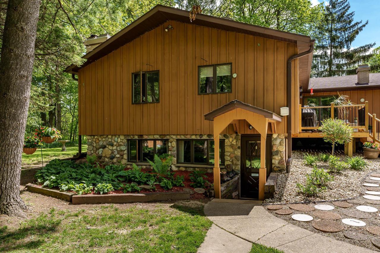 6319 South Highway 213