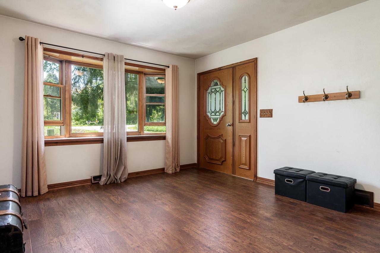 6319 South Highway 213