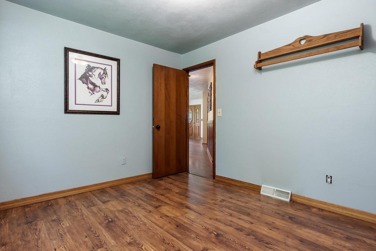 6319 South Highway 213