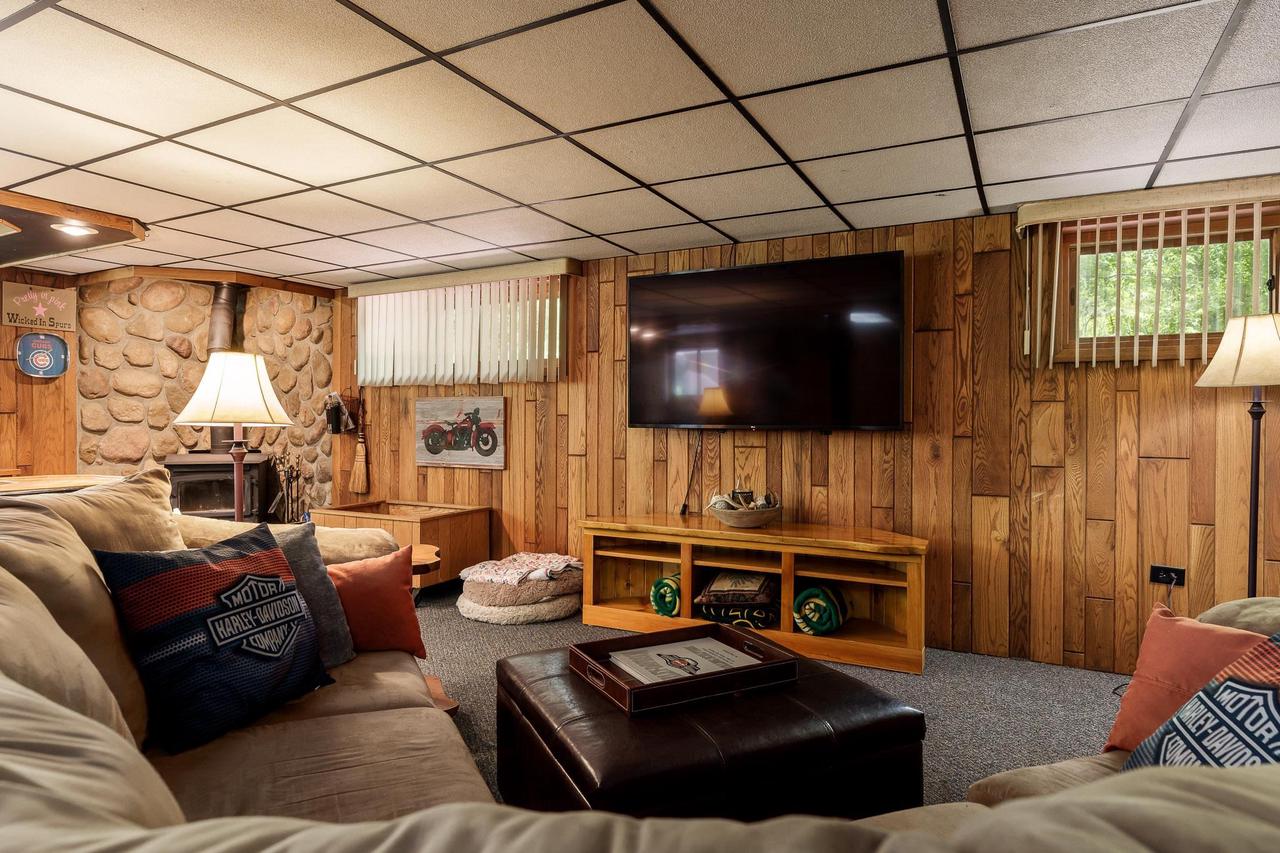 6319 South Highway 213