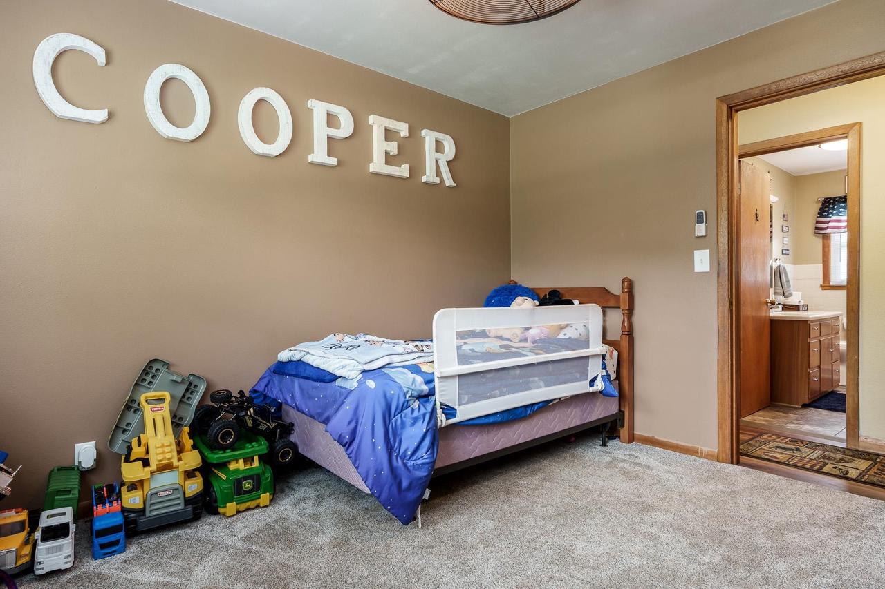 3232 West Alpine Drive