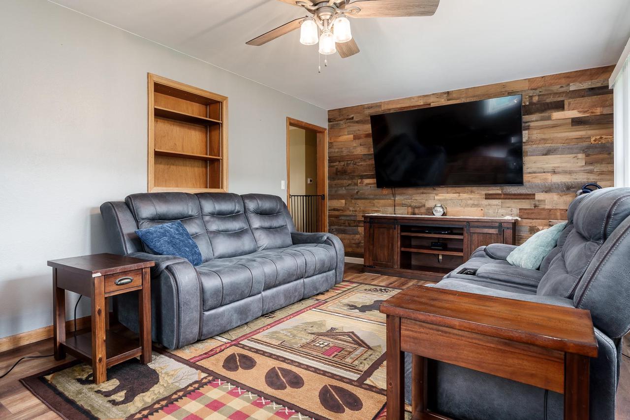 3232 West Alpine Drive