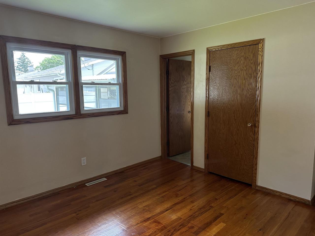 2641 Roosevelt Avenue