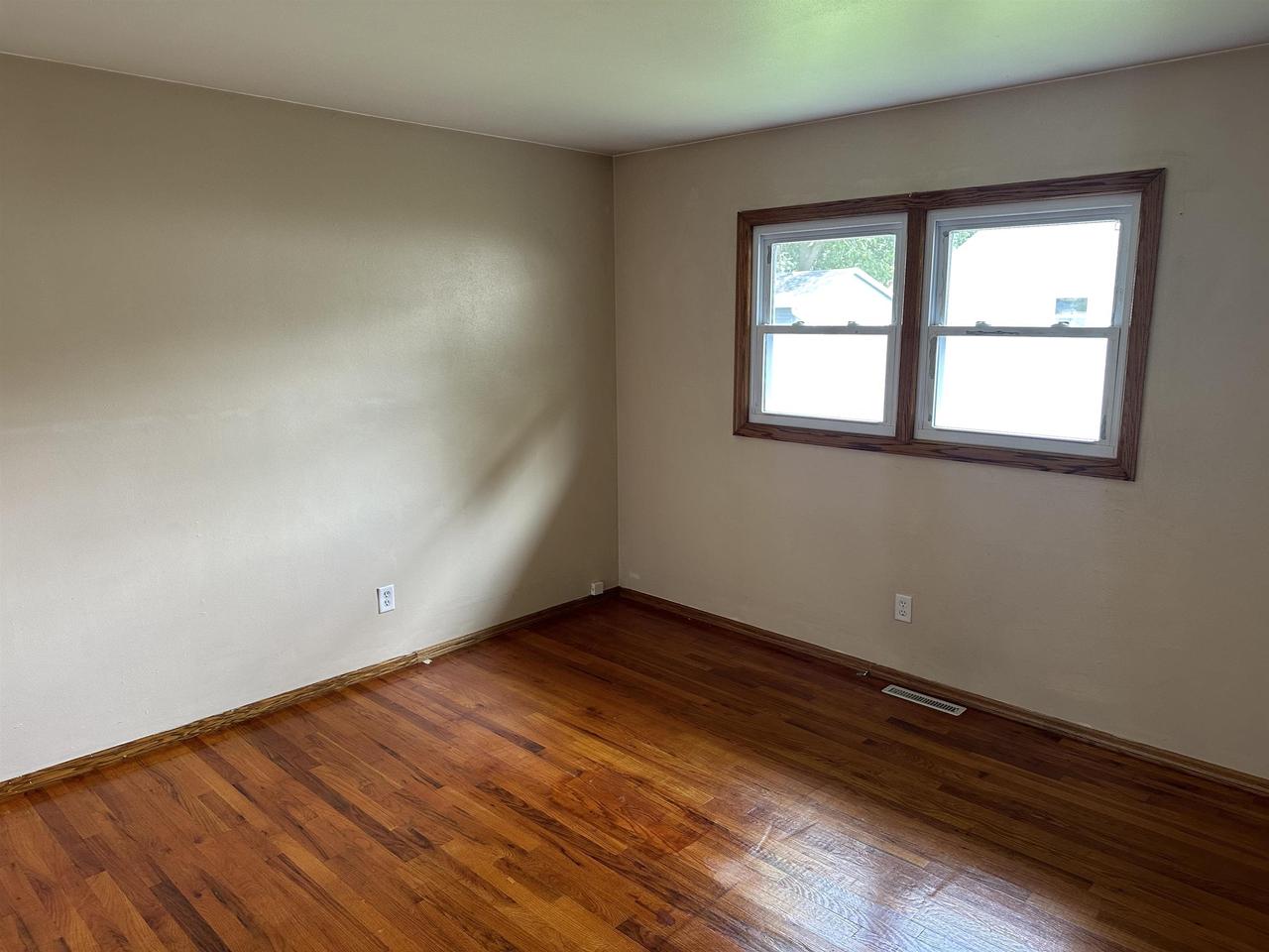 2641 Roosevelt Avenue